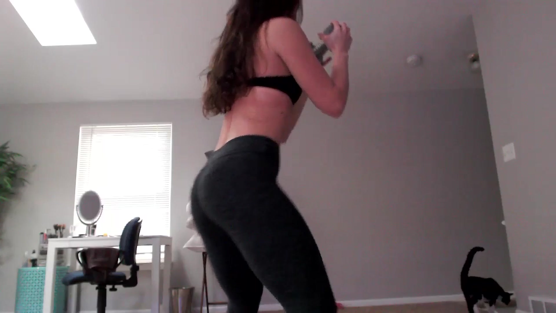 Gallery image thumbnail from Lust_4_Life's myfreecams stream on, 09/19/2023, 23:11 image 6 of 20
