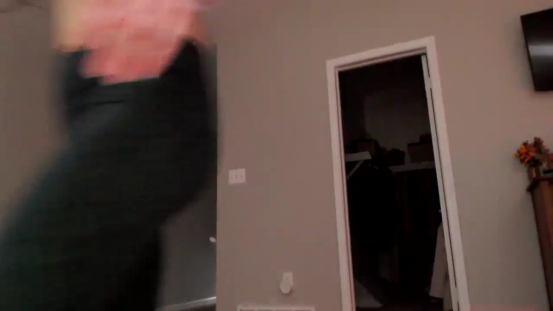 Gallery image thumbnail from Lust_4_Life's myfreecams stream on, 09/19/2023, 23:32 image 6 of 20