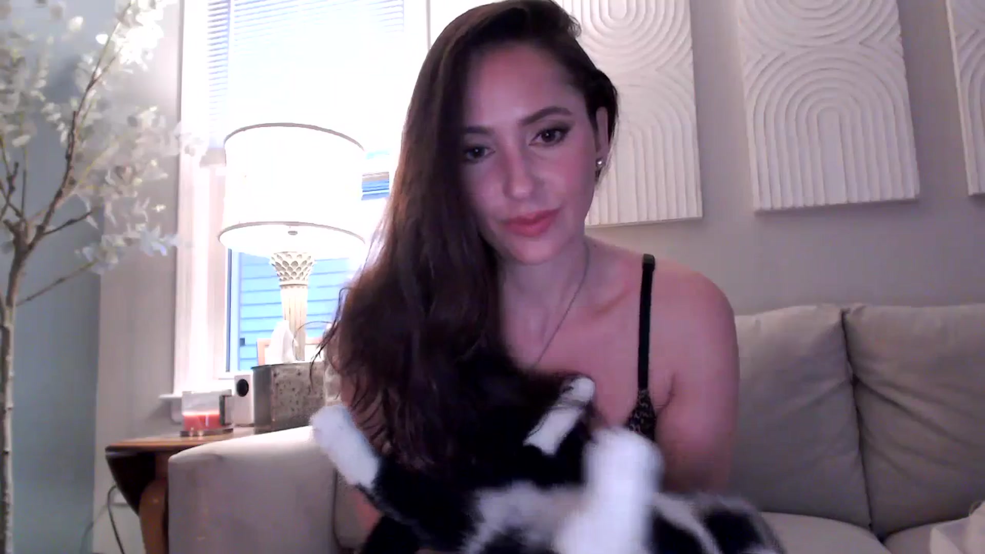 Gallery image thumbnail from Lust_4_Life's myfreecams stream on, 09/21/2023, 24:20 image 6 of 20