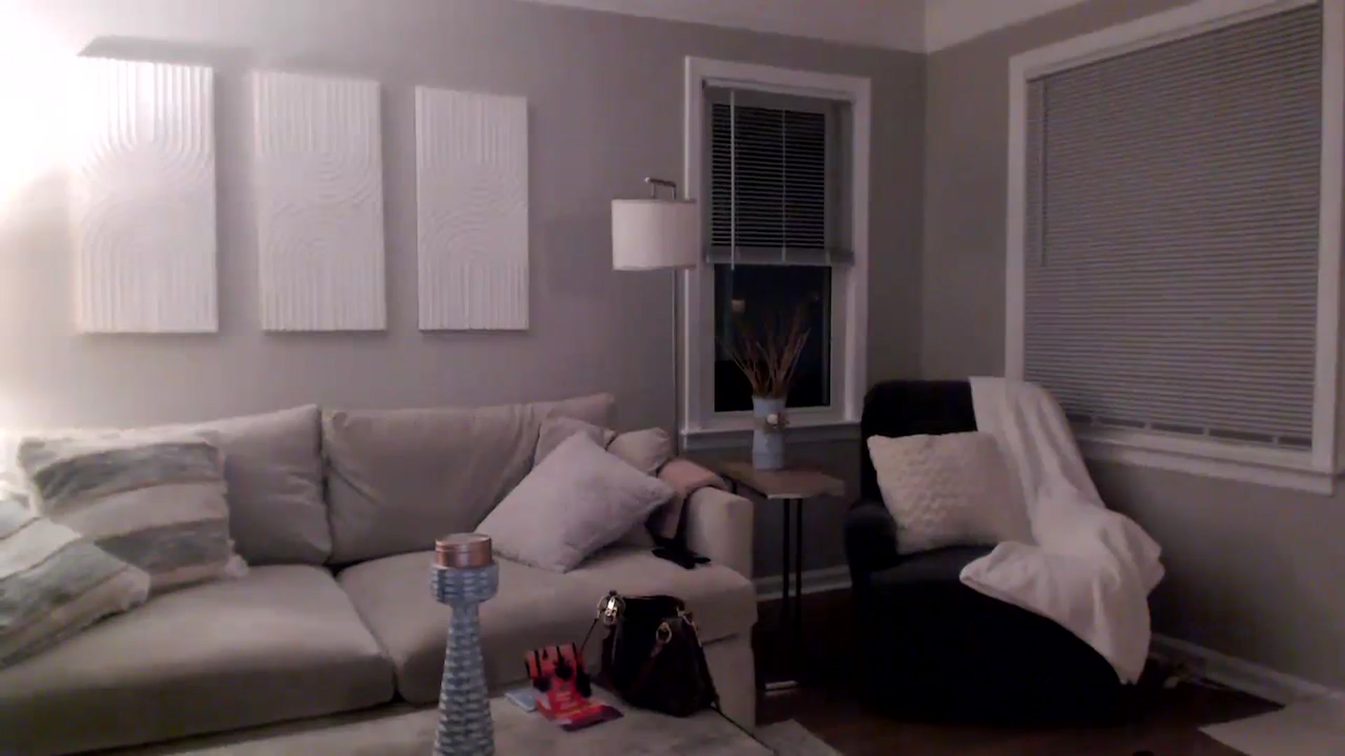 Gallery image thumbnail from Lust_4_Life's myfreecams stream on, 09/24/2023, 01:41 image 18 of 20