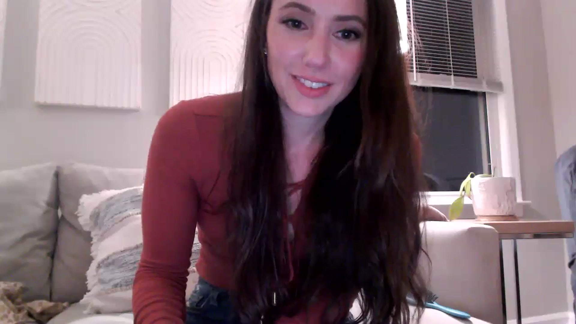 Gallery image thumbnail from Lust_4_Life's myfreecams stream on, 10/15/2023, 03:51 image 14 of 20
