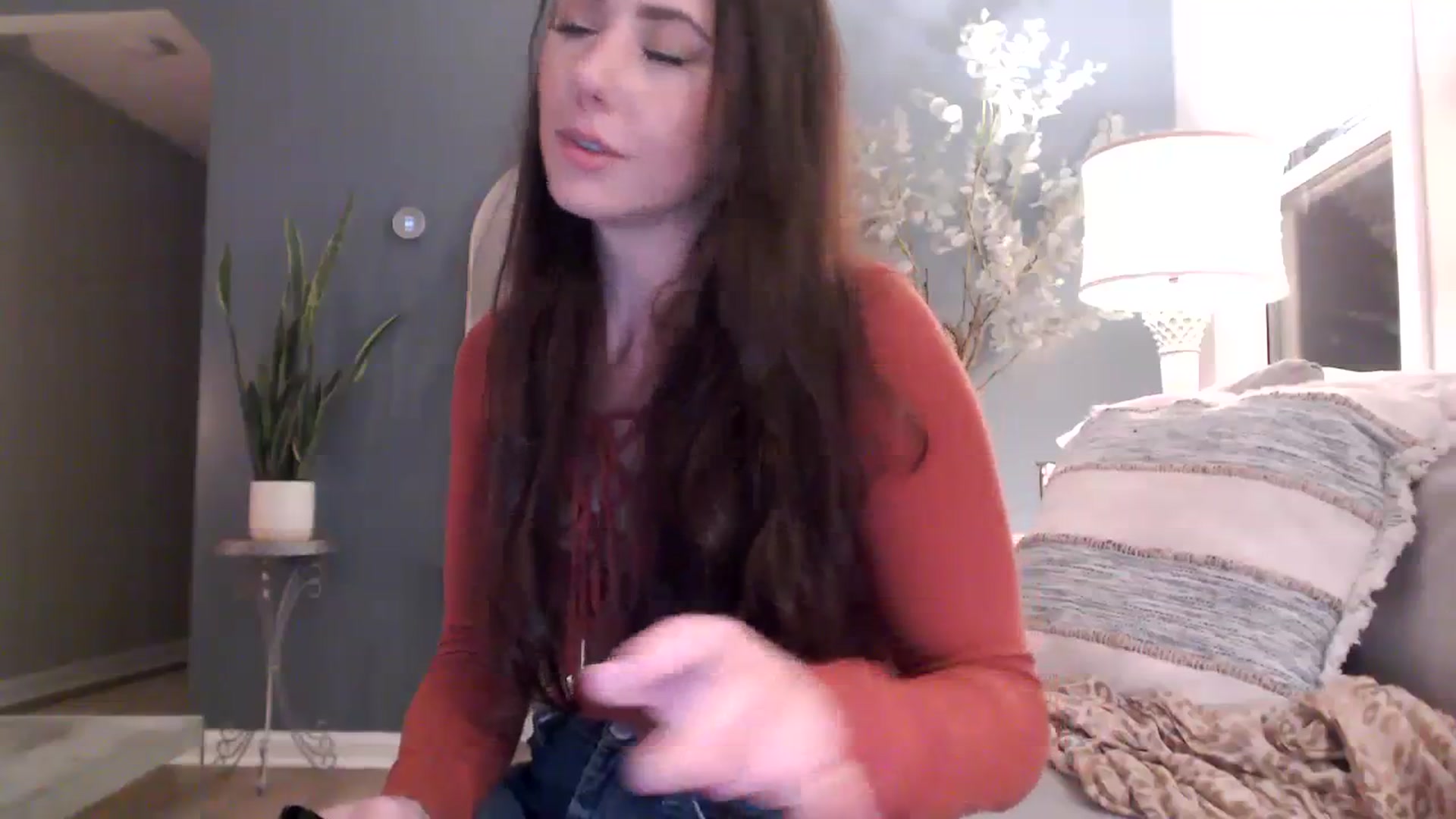 Gallery image thumbnail from Lust_4_Life's myfreecams stream on, 10/15/2023, 03:51 image 10 of 20
