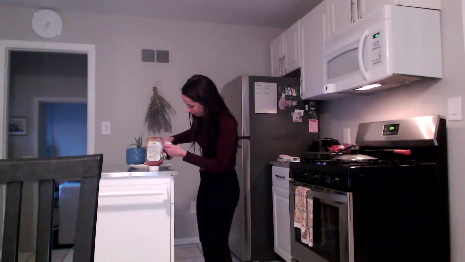 Gallery image thumbnail from Lust_4_Life's myfreecams stream on, 10/17/2023, 22:47 image 2 of 20