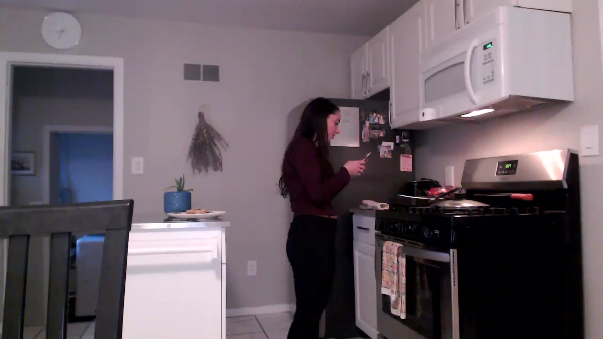 Gallery image thumbnail from Lust_4_Life's myfreecams stream on, 10/17/2023, 22:47 image 6 of 20