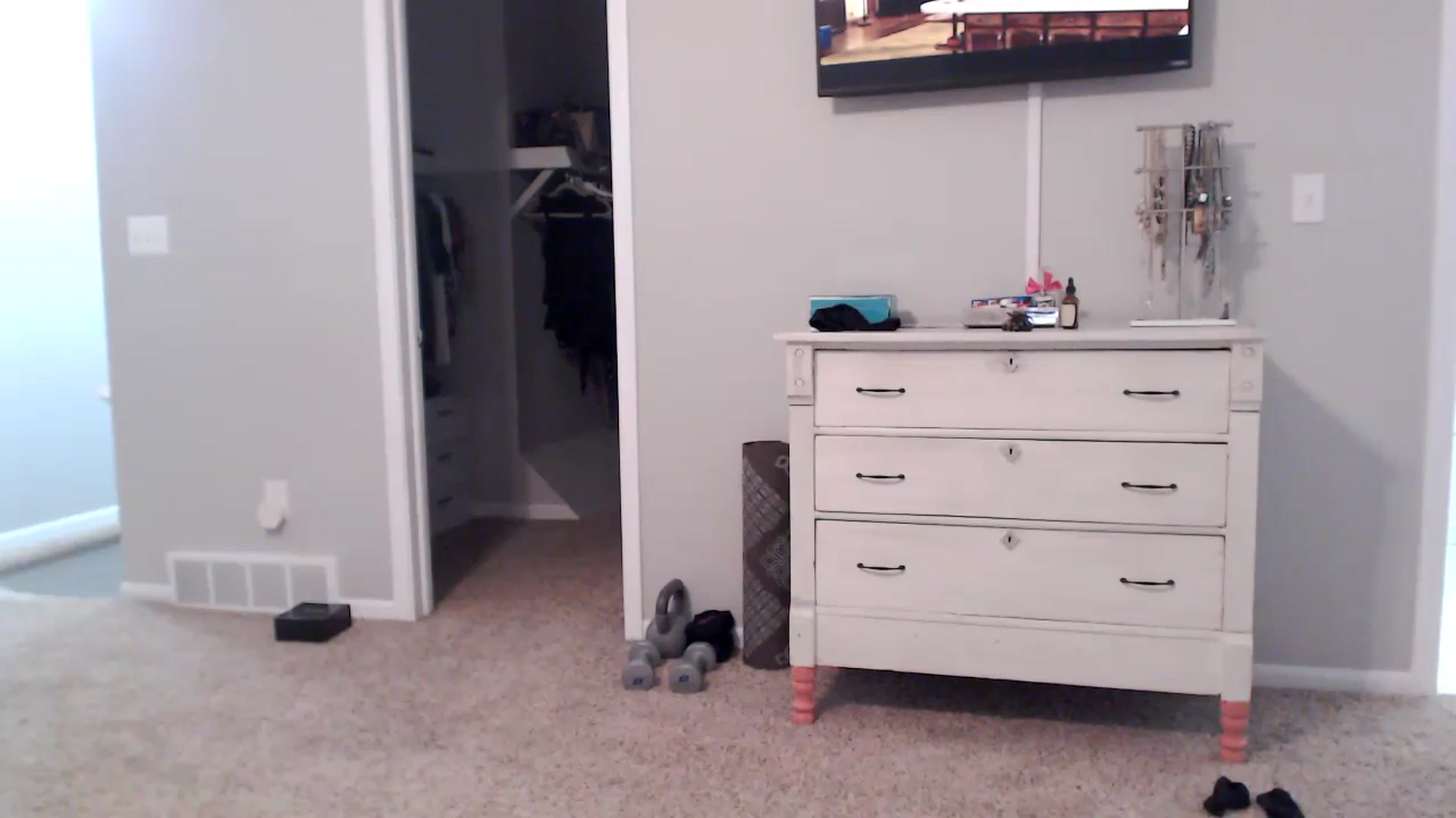 Gallery image thumbnail from Lust_4_Life's myfreecams stream on, 10/18/2023, 23:35 image 19 of 20