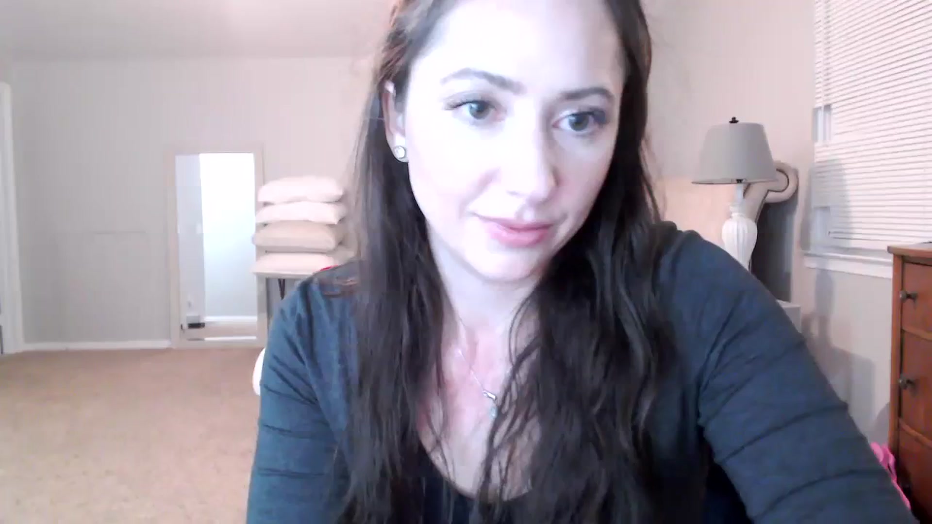 Gallery image thumbnail from Lust_4_Life's myfreecams stream on, 10/20/2023, 24:02 image 18 of 20