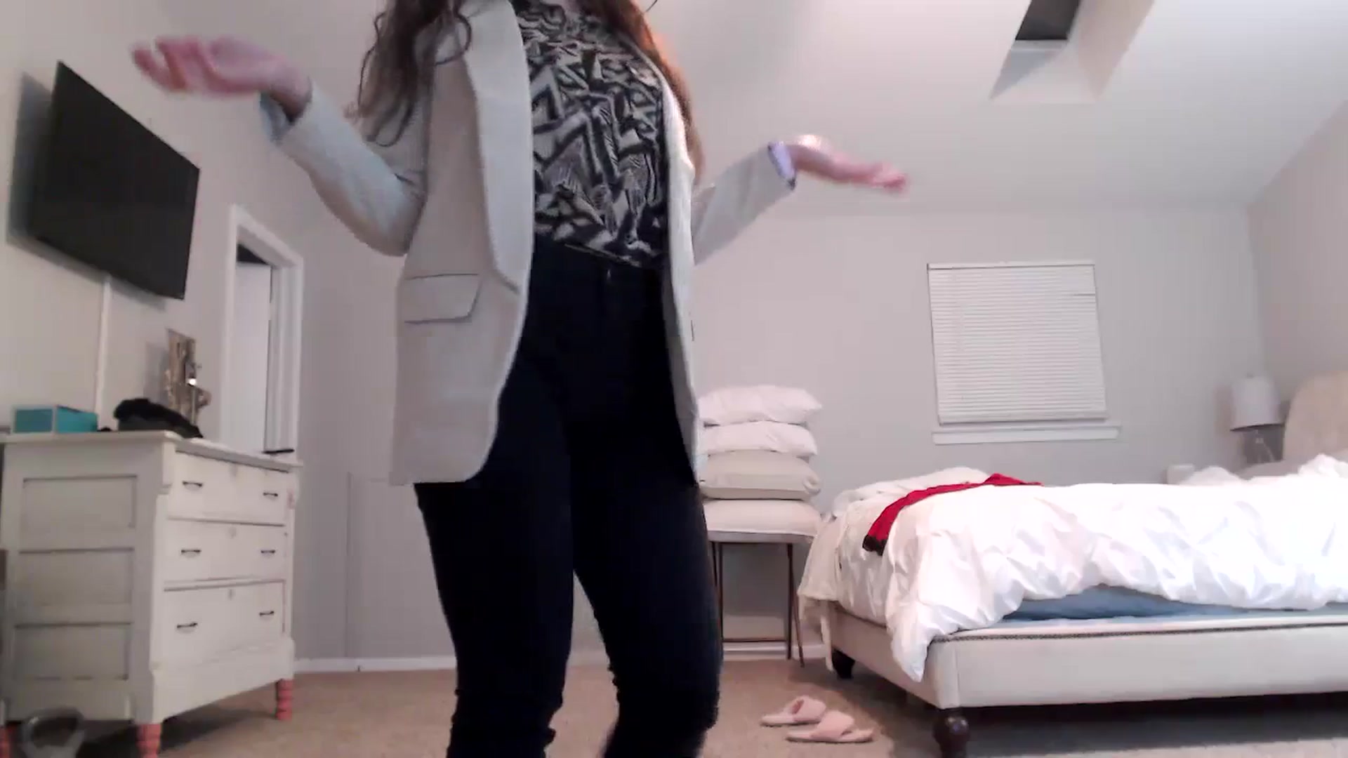 Gallery image thumbnail from Lust_4_Life's myfreecams stream on, 10/20/2023, 23:29 image 11 of 20