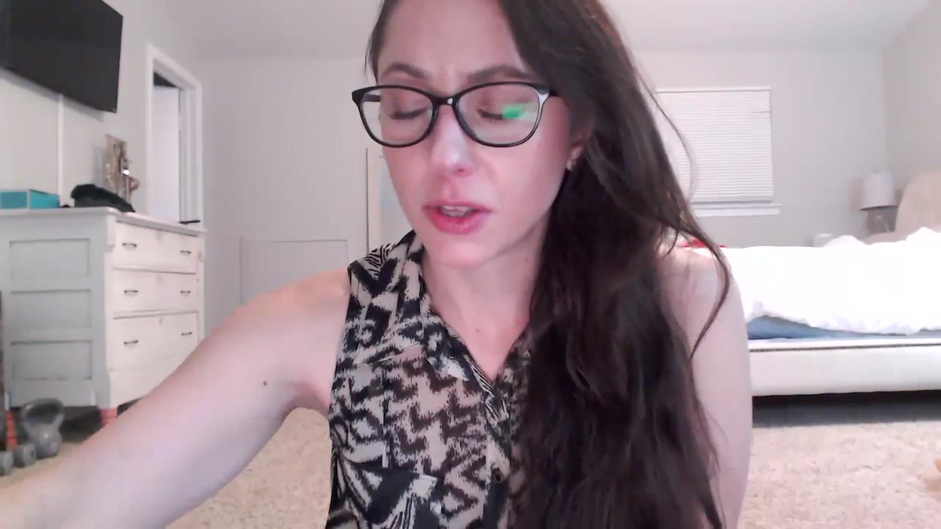 Gallery image thumbnail from Lust_4_Life's myfreecams stream on, 10/20/2023, 23:29 image 15 of 20