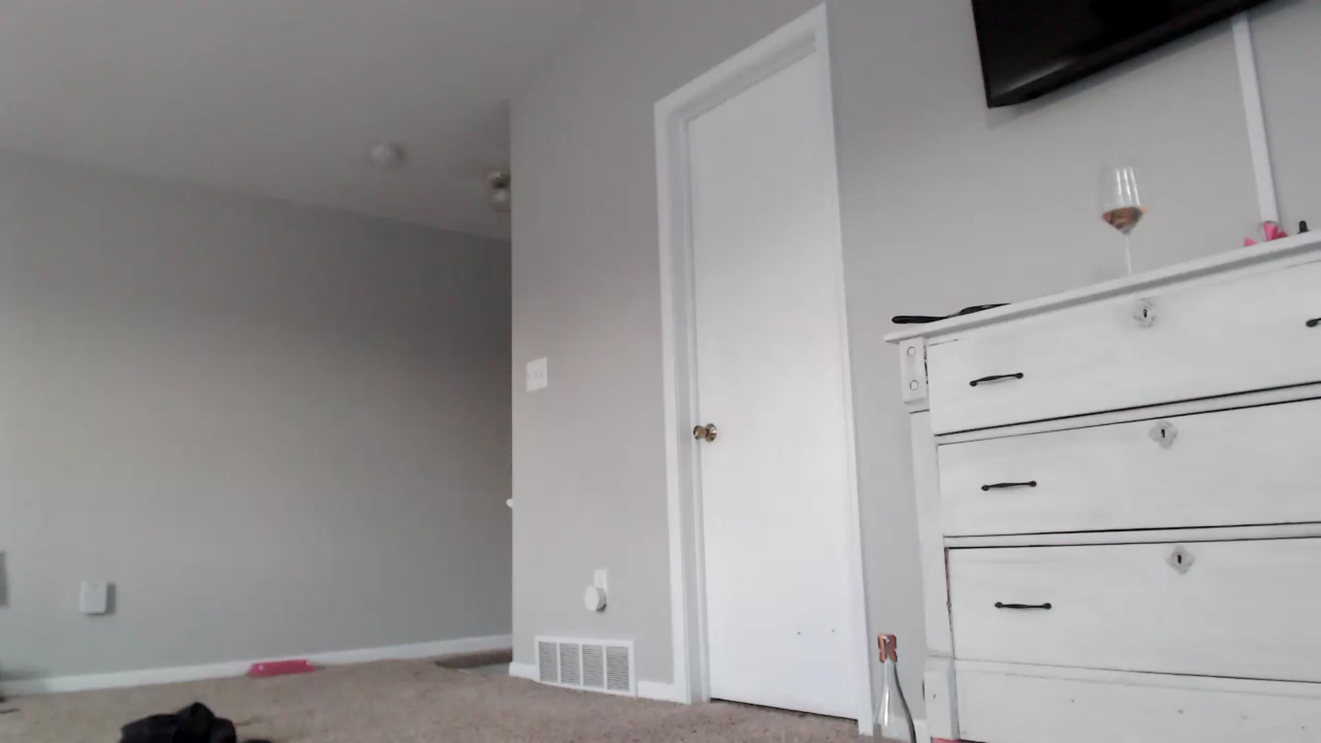 Gallery image thumbnail from Lust_4_Life's myfreecams stream on, 10/21/2023, 21:54 image 19 of 20