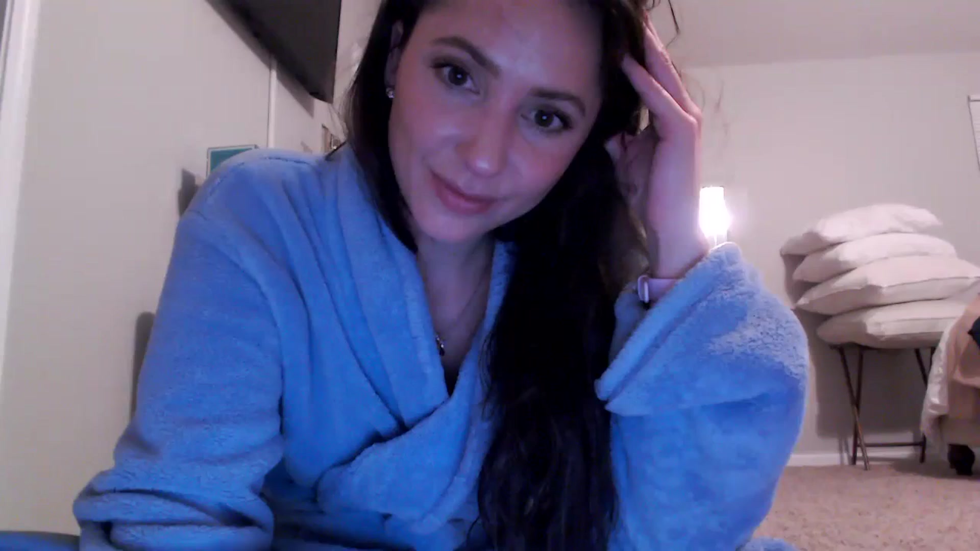 Gallery image thumbnail from Lust_4_Life's myfreecams stream on, 10/23/2023, 23:10 image 13 of 20