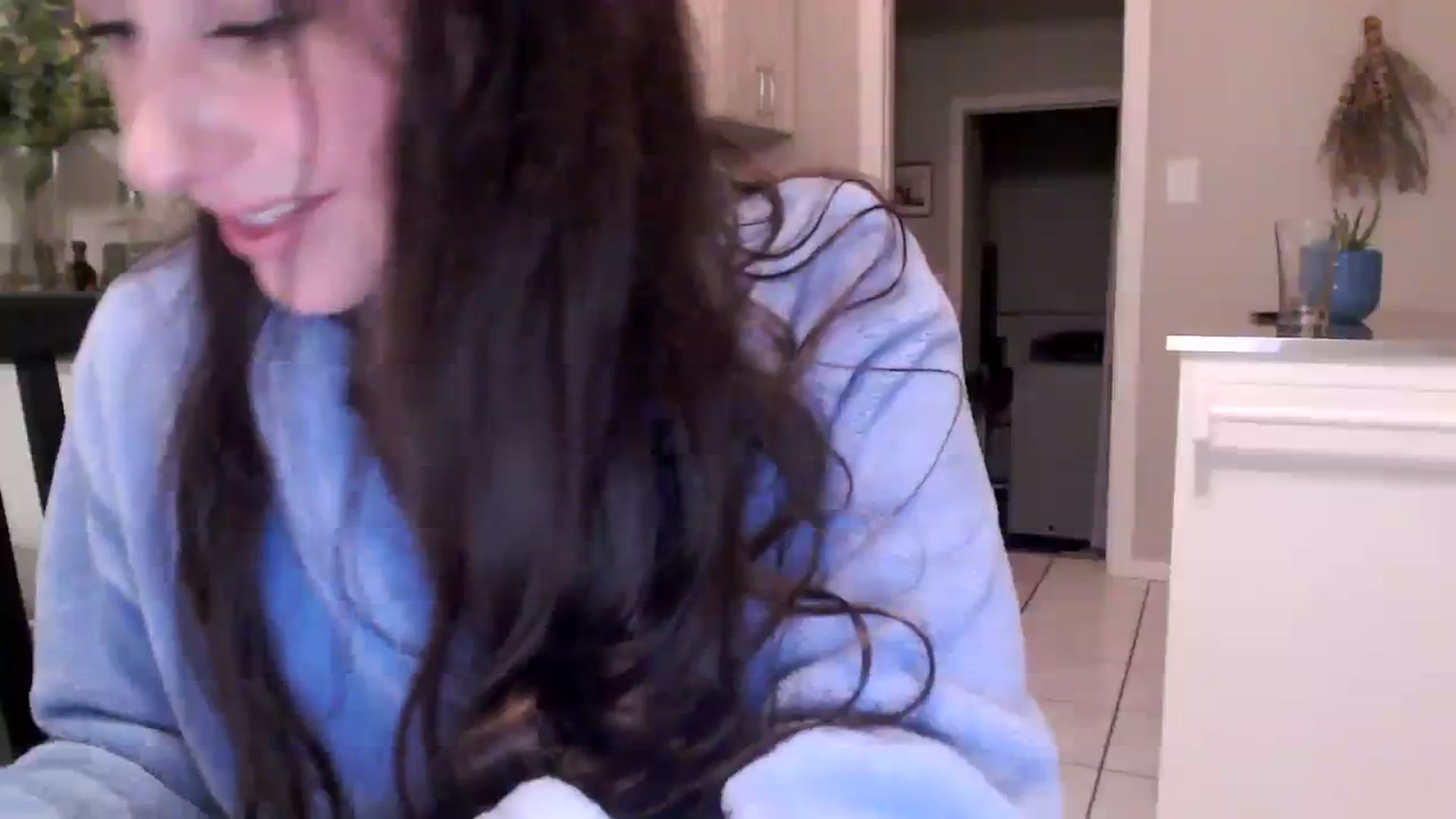 Gallery image thumbnail from Lust_4_Life's myfreecams stream on, 10/25/2023, 02:28 image 13 of 20