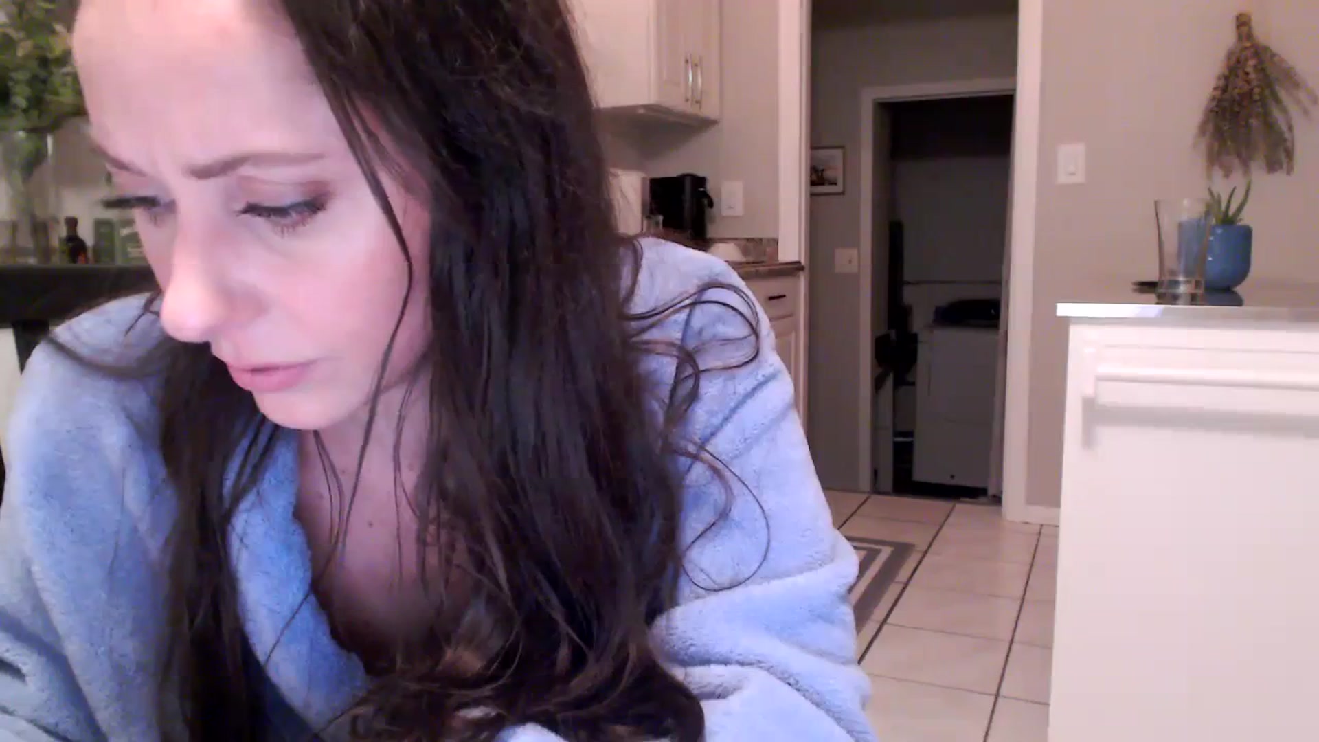 Gallery image thumbnail from Lust_4_Life's myfreecams stream on, 10/25/2023, 02:28 image 16 of 20