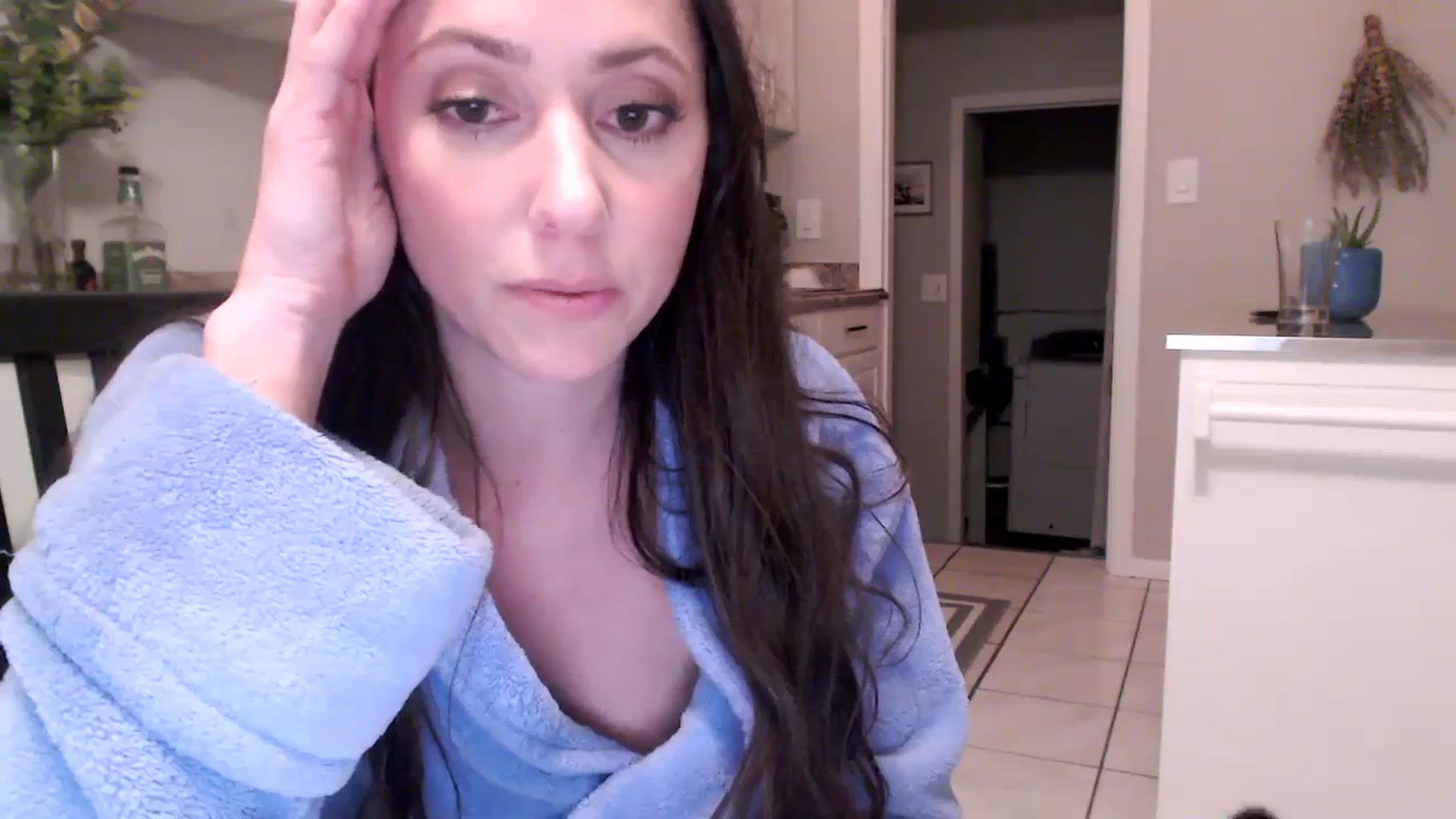 Gallery image thumbnail from Lust_4_Life's myfreecams stream on, 10/25/2023, 02:28 image 15 of 20