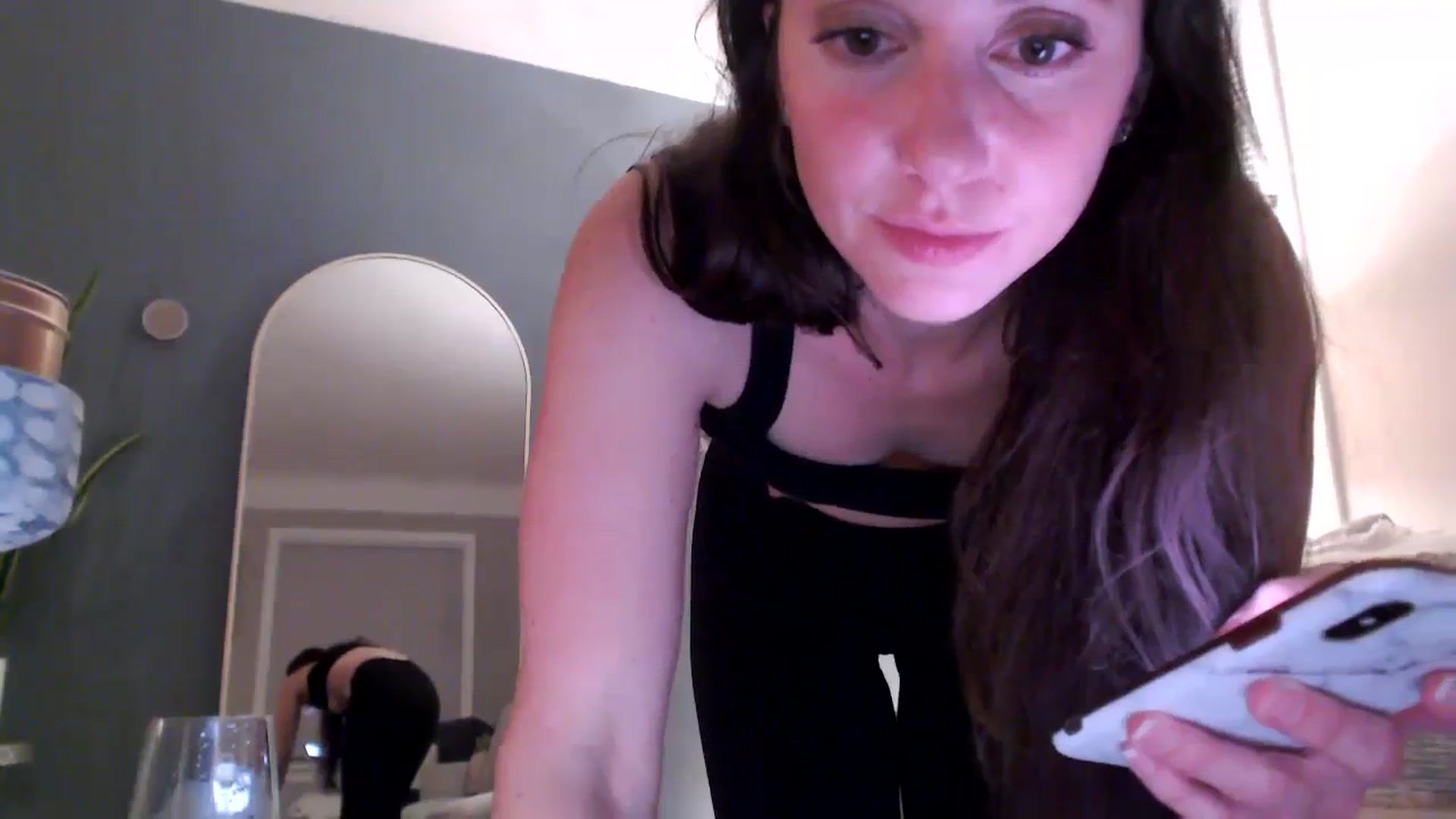 Gallery image thumbnail from Lust_4_Life's myfreecams stream on, 10/28/2023, 01:33 image 4 of 20