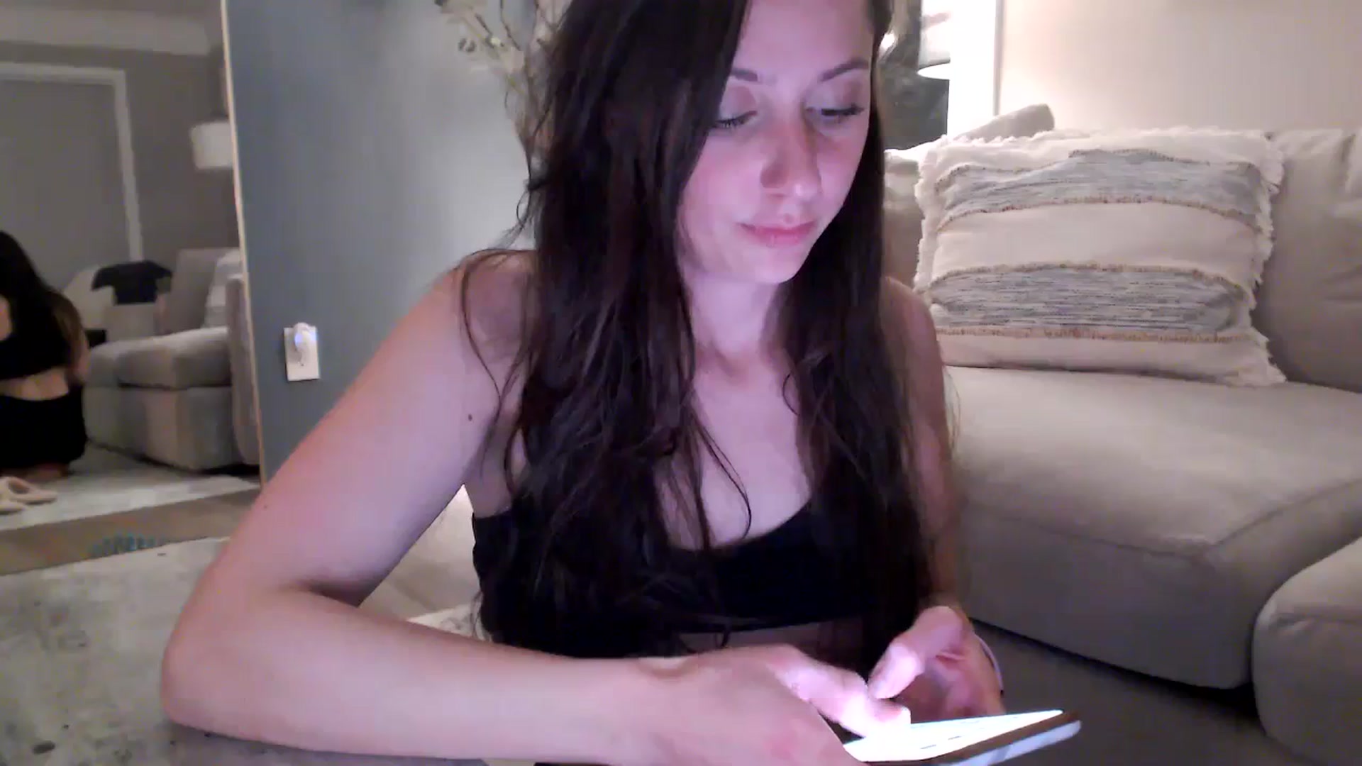 Gallery image thumbnail from Lust_4_Life's myfreecams stream on, 10/28/2023, 01:33 image 6 of 20