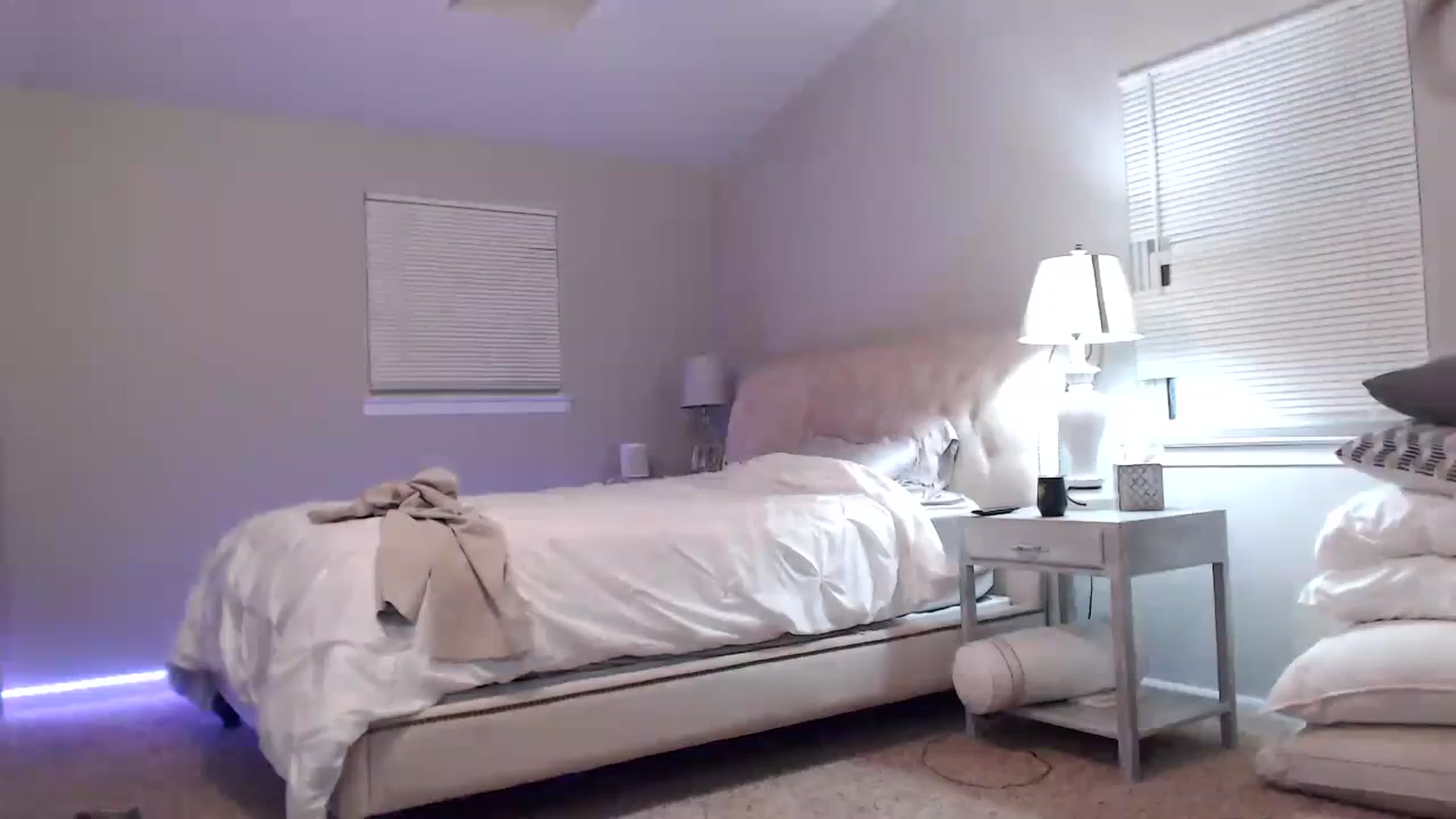Gallery image thumbnail from Lust_4_Life's myfreecams stream on, 11/01/2023, 23:04 image 11 of 20