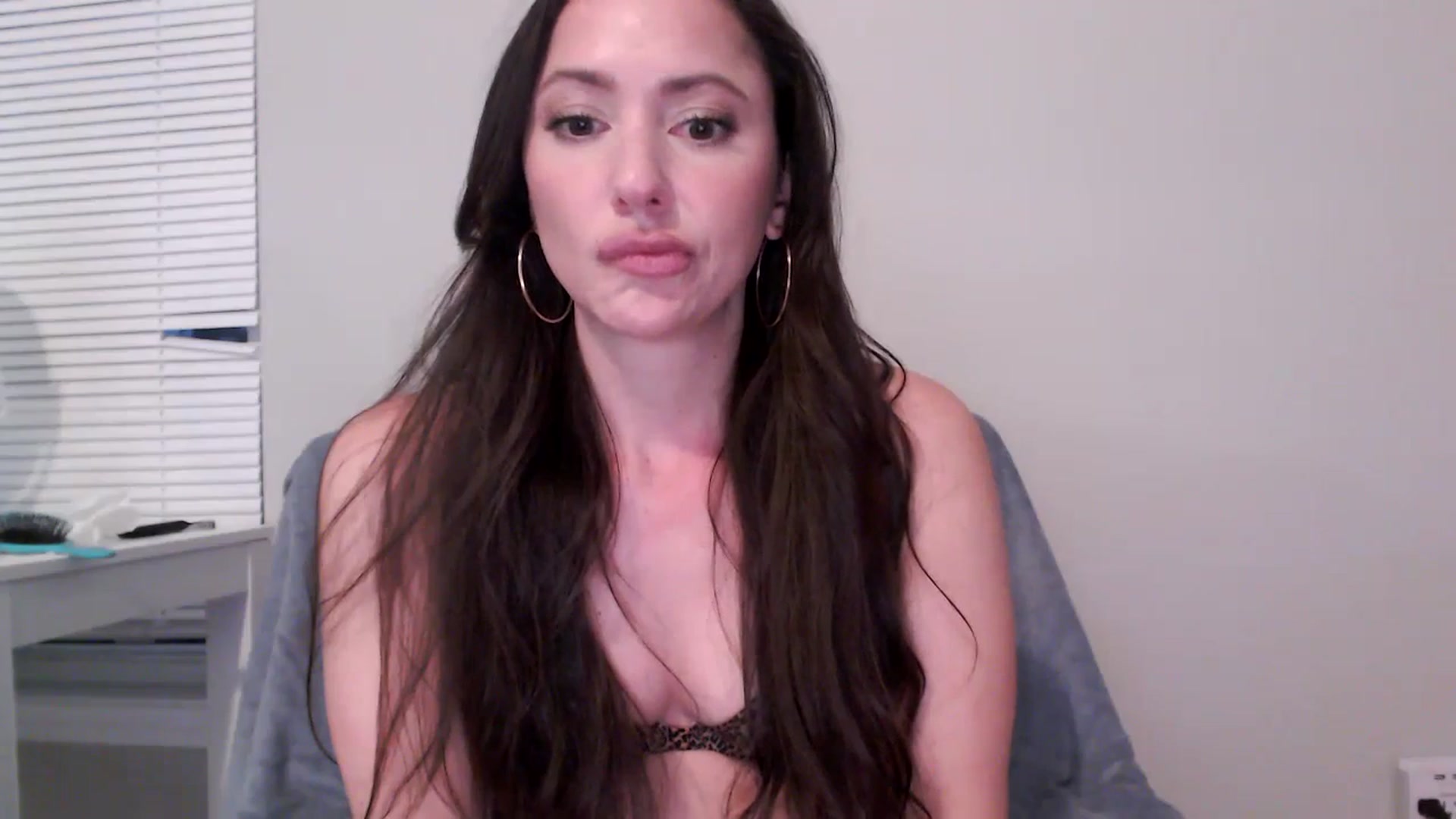 Gallery image thumbnail from Lust_4_Life's myfreecams stream on, 11/01/2023, 23:04 image 2 of 20