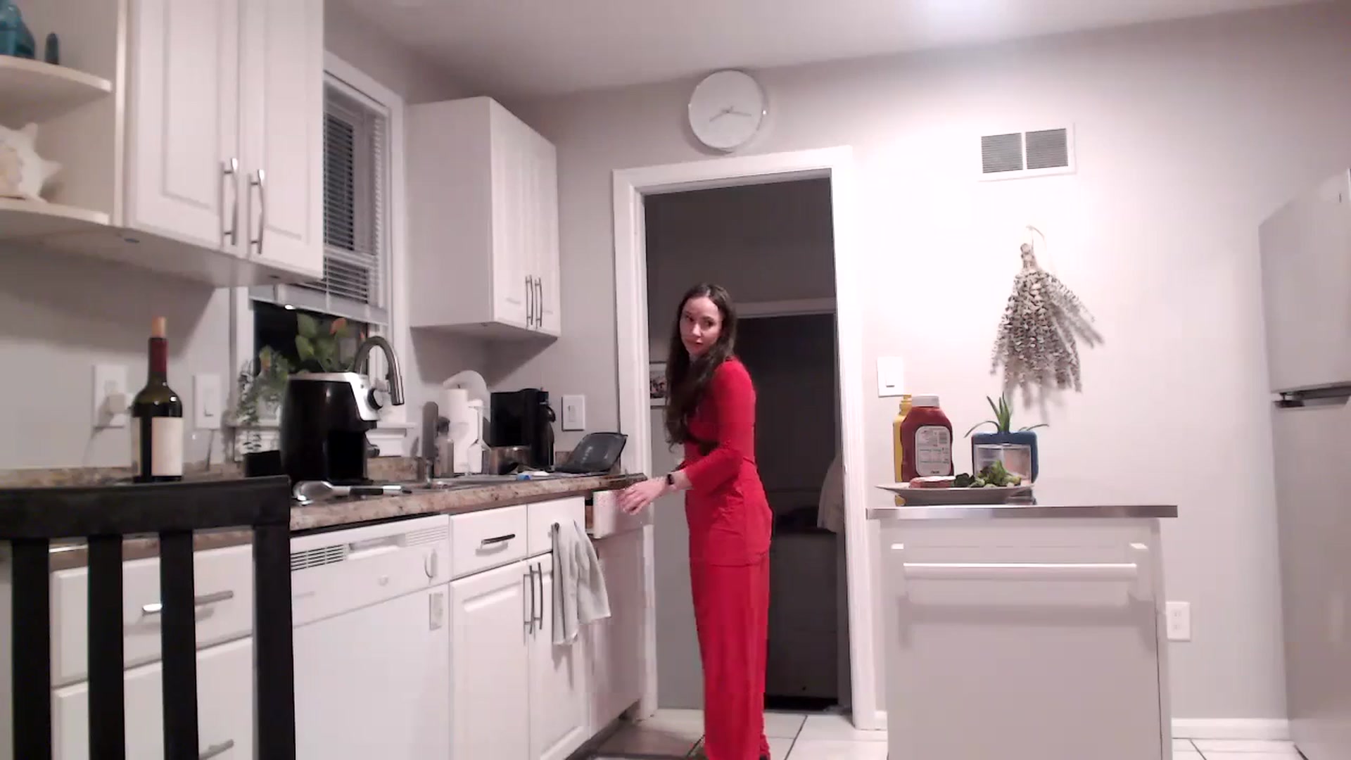 Gallery image thumbnail from Lust_4_Life's myfreecams stream on, 11/03/2023, 24:17 image 18 of 20