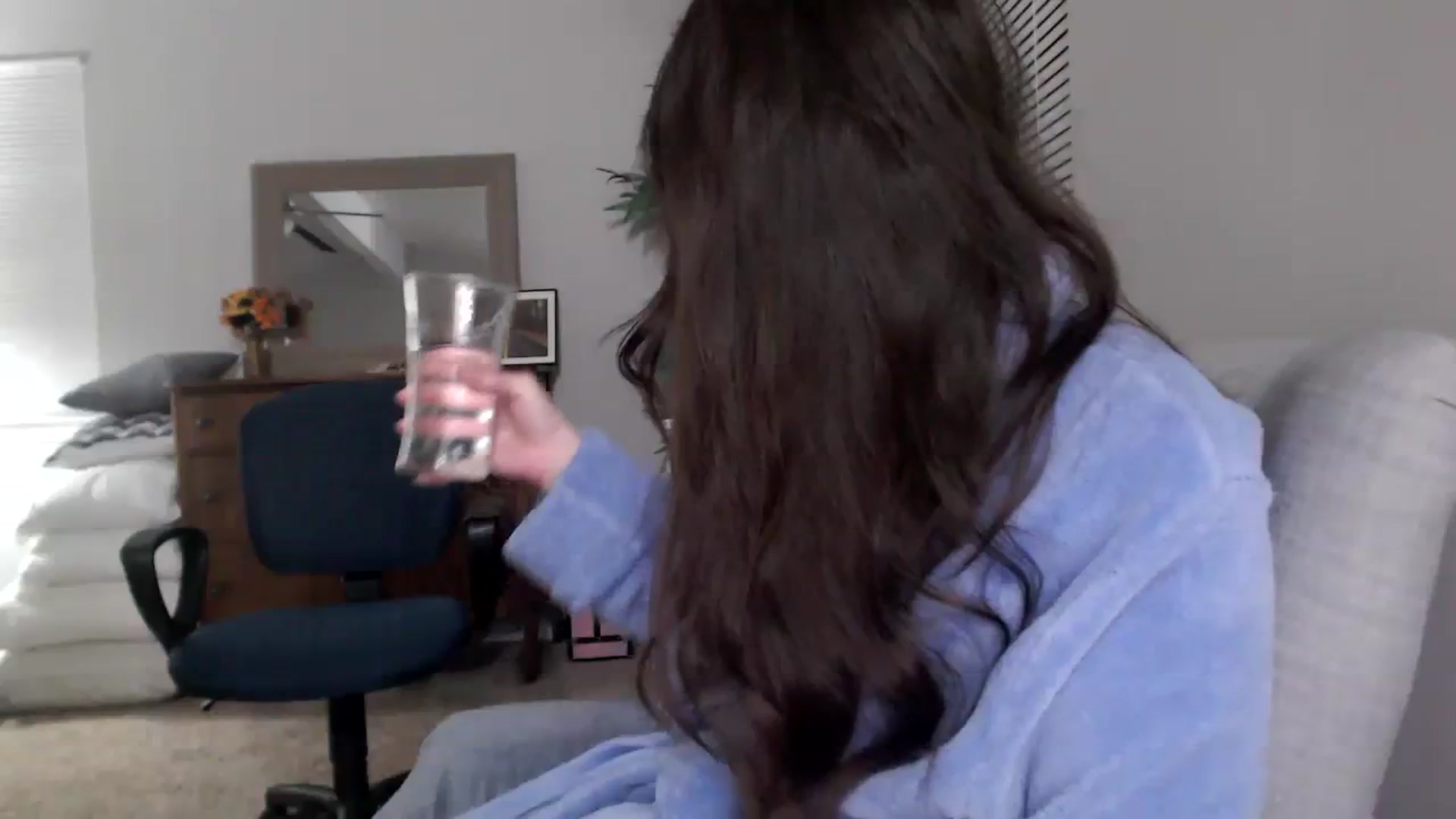 Gallery image thumbnail from Lust_4_Life's myfreecams stream on, 11/07/2023, 24:34 image 4 of 20
