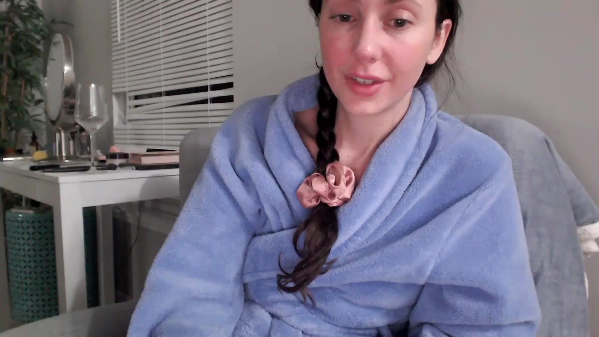 Gallery image thumbnail from Lust_4_Life's myfreecams stream on, 11/20/2023, 01:34 image 20 of 20