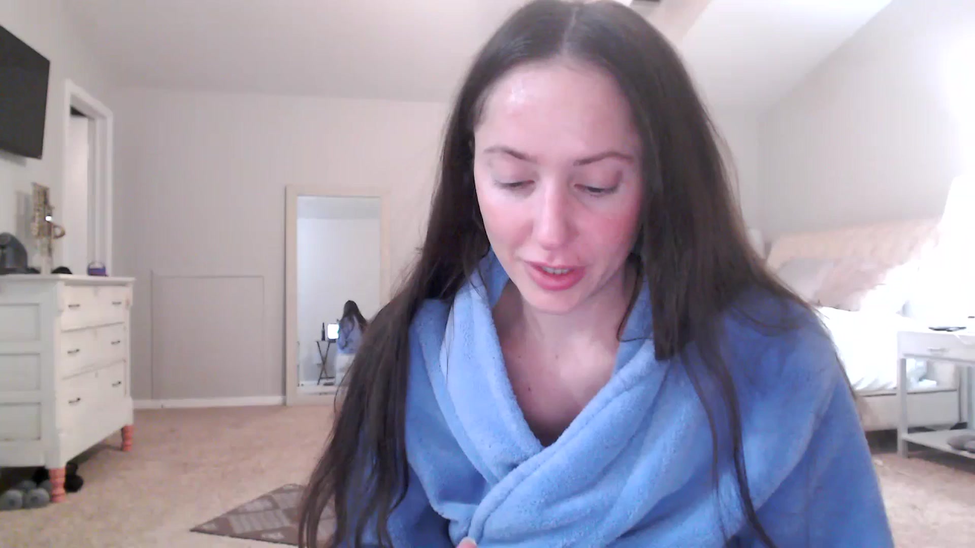 Gallery image thumbnail from Lust_4_Life's myfreecams stream on, 11/21/2023, 02:44 image 6 of 20