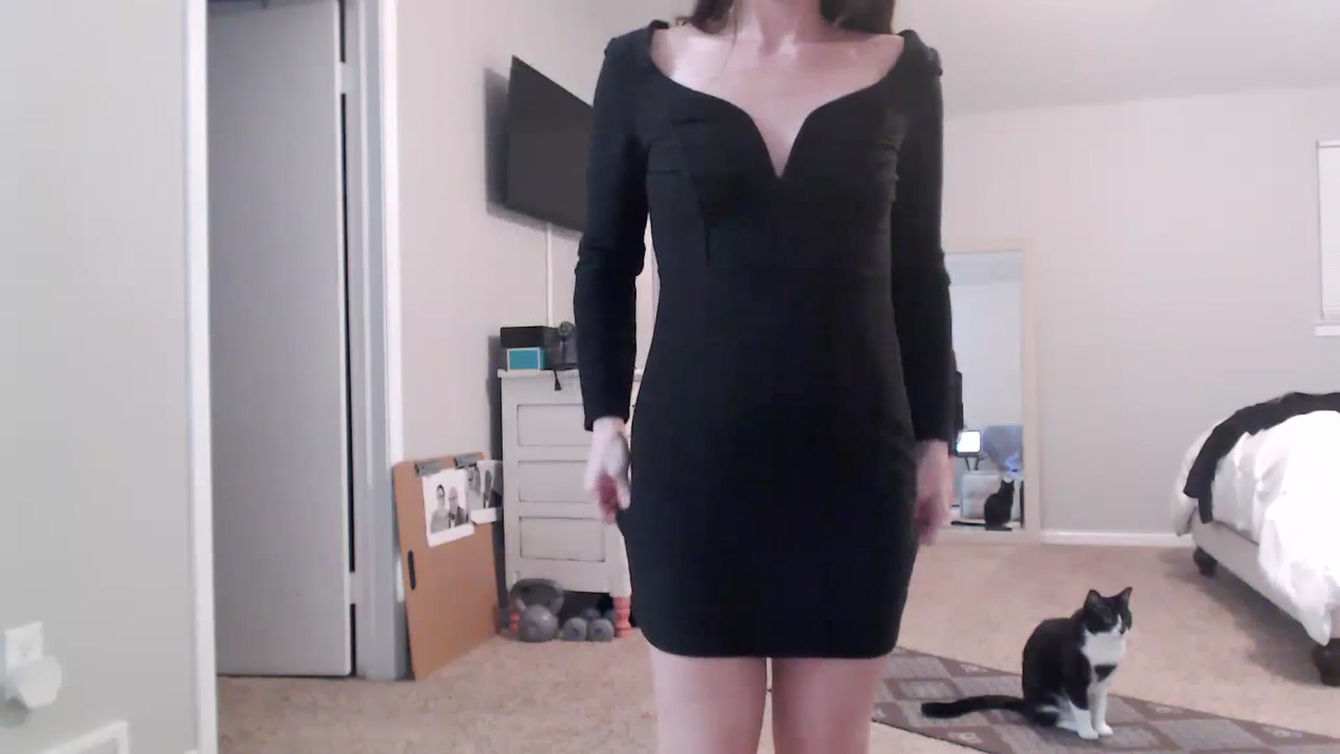 Gallery image thumbnail from Lust_4_Life's myfreecams stream on, 11/21/2023, 02:44 image 15 of 20