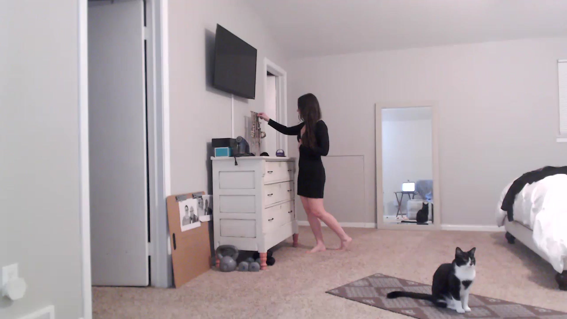 Gallery image thumbnail from Lust_4_Life's myfreecams stream on, 11/21/2023, 02:44 image 16 of 20
