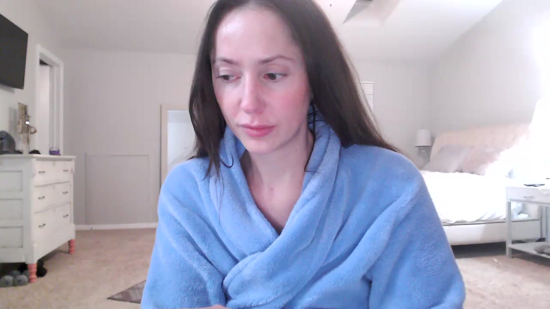 Gallery image thumbnail from Lust_4_Life's myfreecams stream on, 11/21/2023, 02:44 image 4 of 20