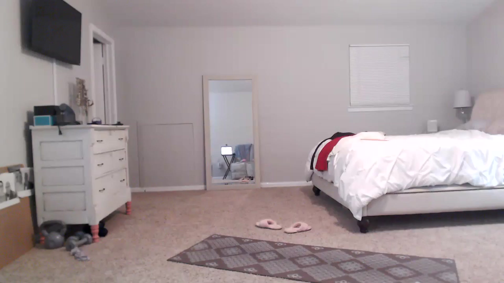 Gallery image thumbnail from Lust_4_Life's myfreecams stream on, 11/22/2023, 01:35 image 16 of 20
