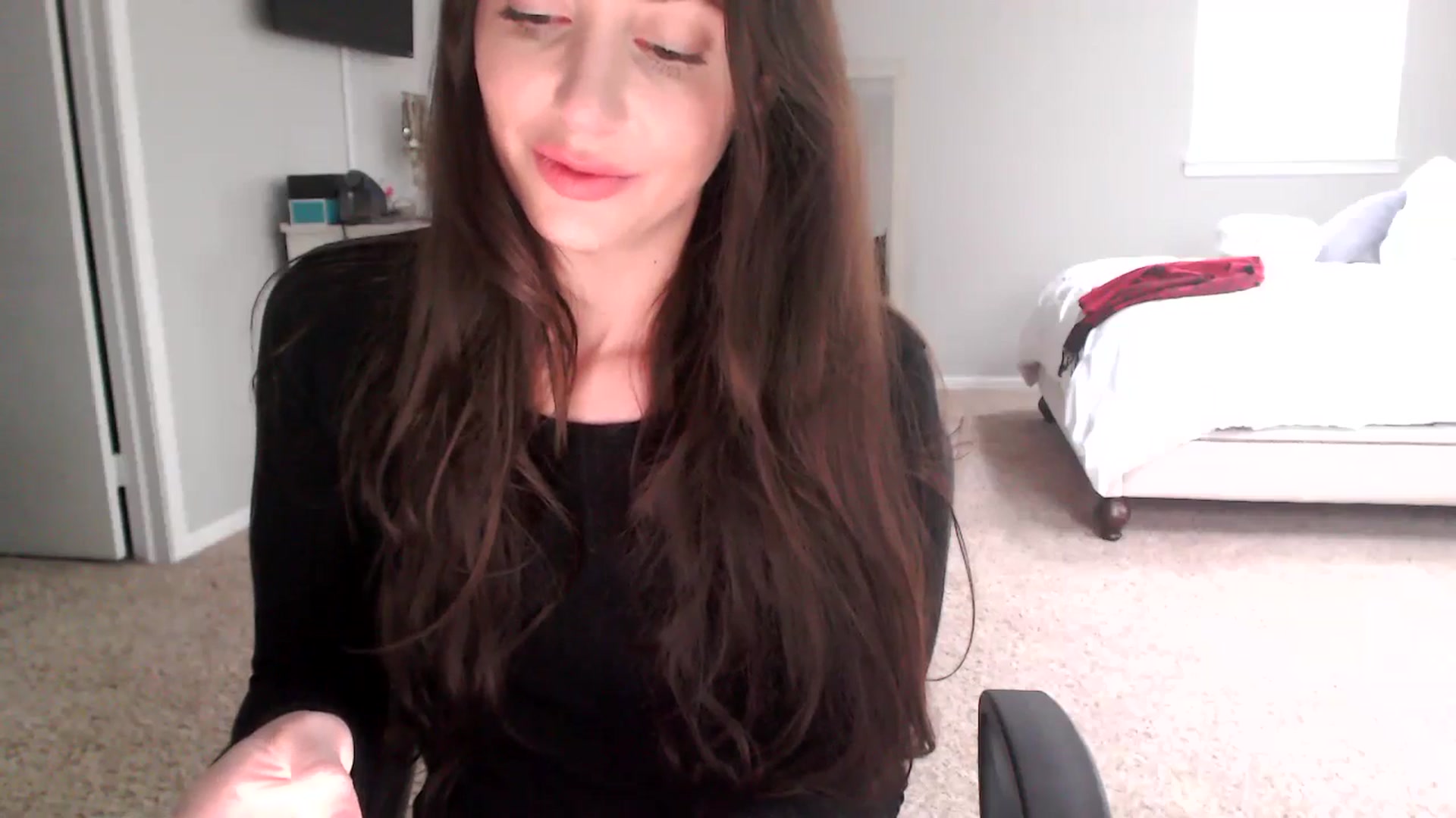 Gallery image thumbnail from Lust_4_Life's myfreecams stream on, 11/26/2023, 20:43 image 6 of 20