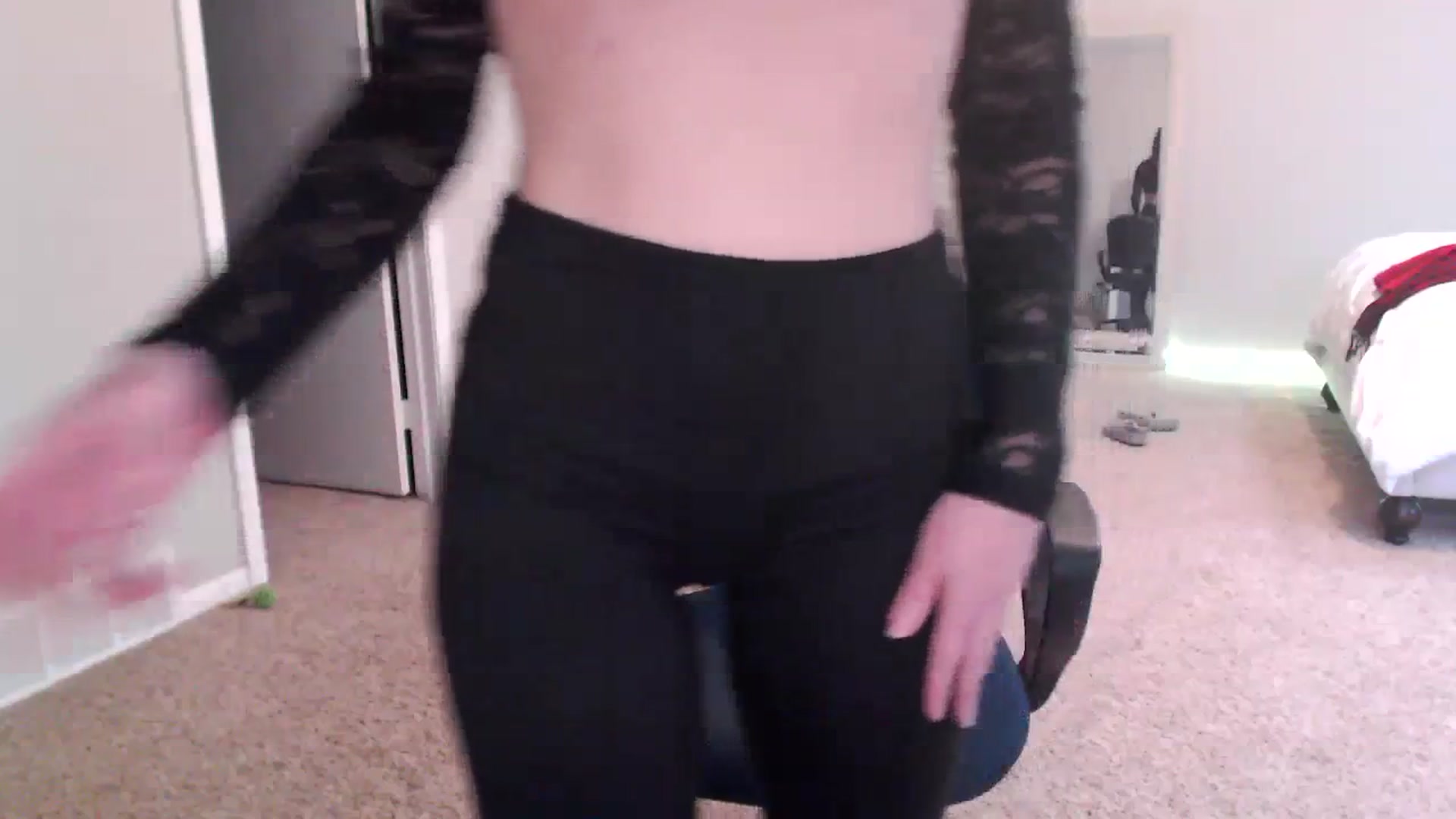 Gallery image thumbnail from Lust_4_Life's myfreecams stream on, 11/26/2023, 21:19 image 16 of 20
