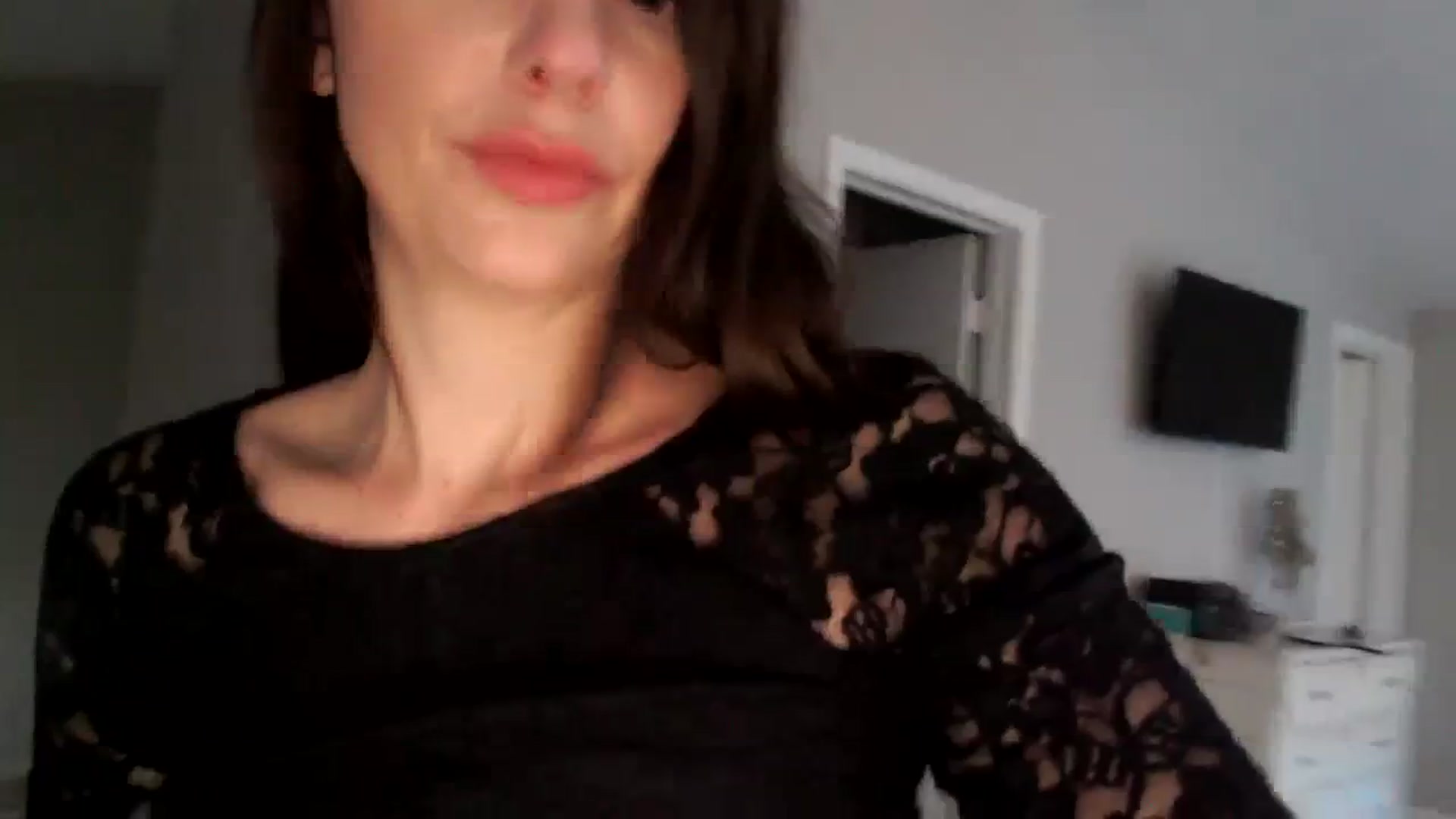Gallery image thumbnail from Lust_4_Life's myfreecams stream on, 11/26/2023, 21:19 image 3 of 20