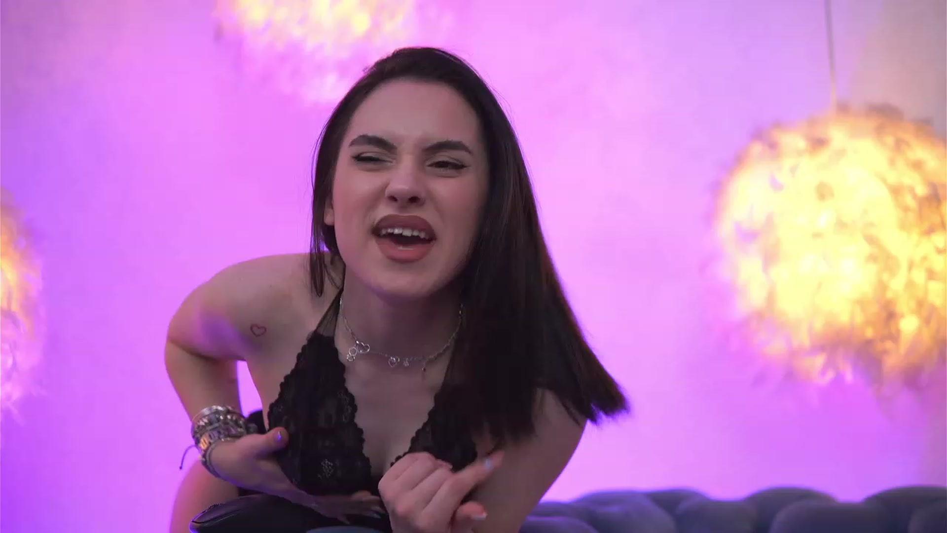 Gallery image thumbnail from LustfulKata's myfreecams stream on, 04/20/2023, 10:03 image 10 of 20