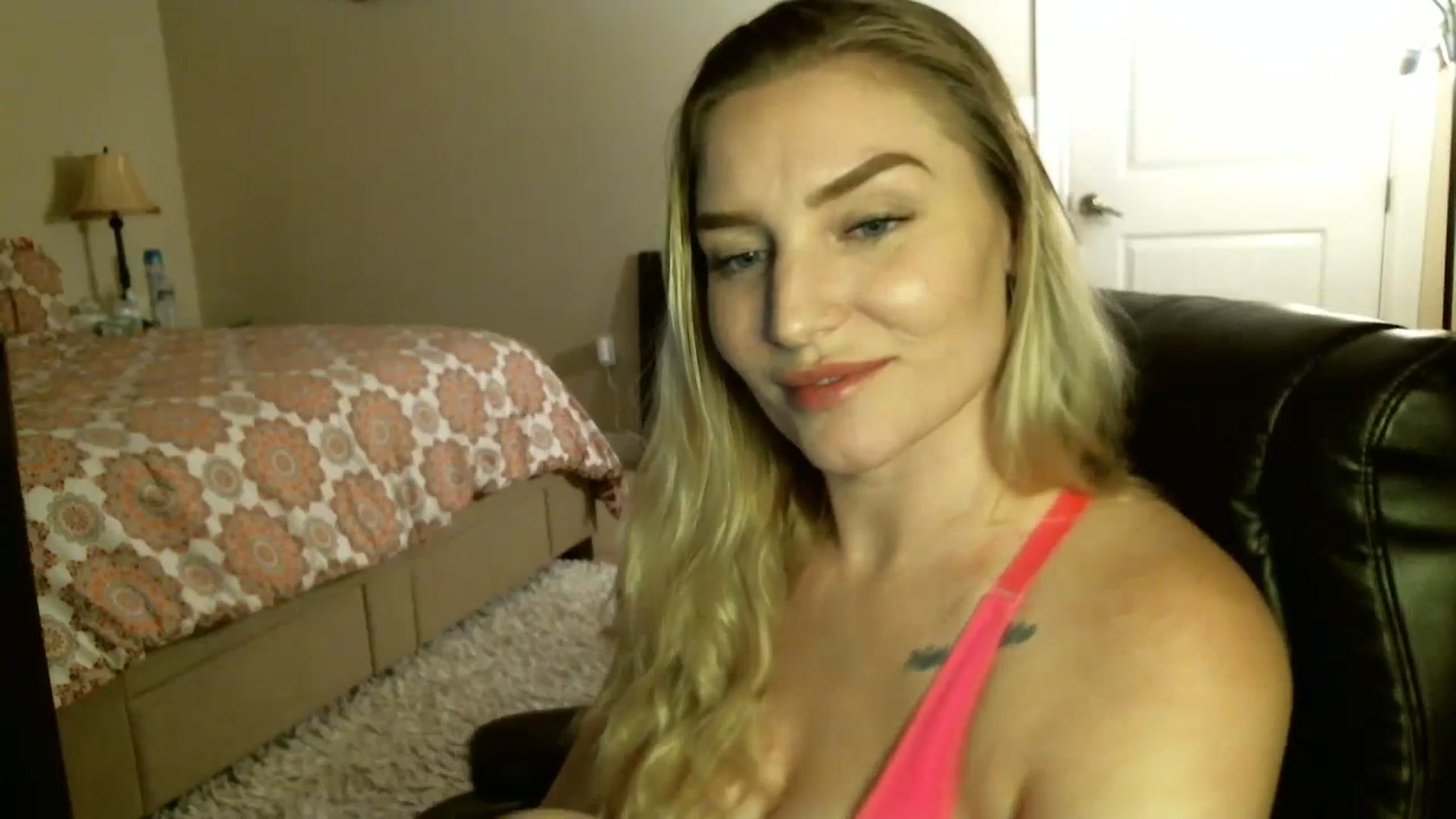 Gallery image thumbnail from Lustful_Rose's myfreecams stream on, 07/14/2023, 04:00 image 10 of 20