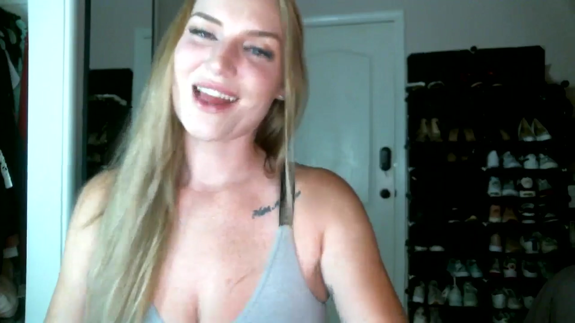 Gallery image thumbnail from Lustful_Rose's myfreecams stream on, 09/09/2025, 08:17 image 10 of 20