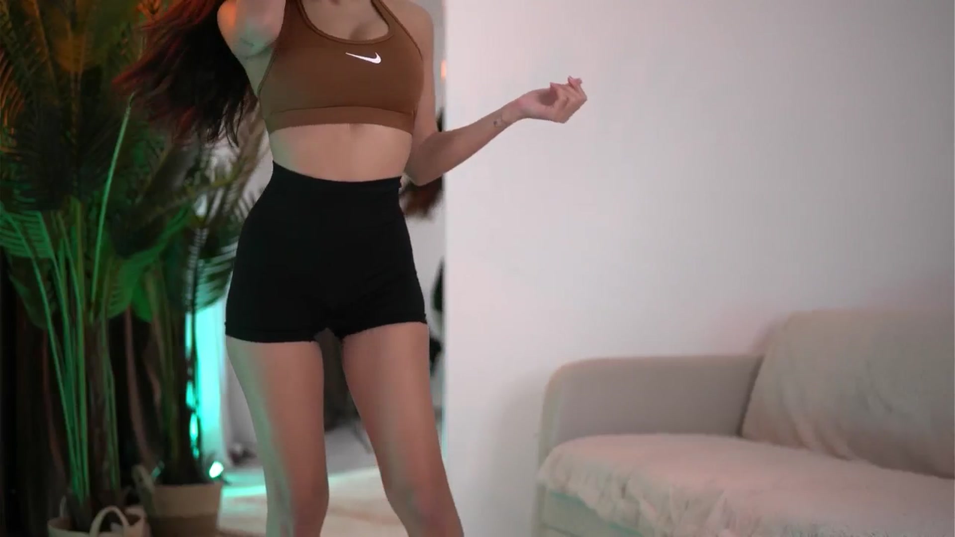 Gallery image thumbnail from LuvCaprice's myfreecams stream on, 11/24/2025, 12:21 image 2 of 20