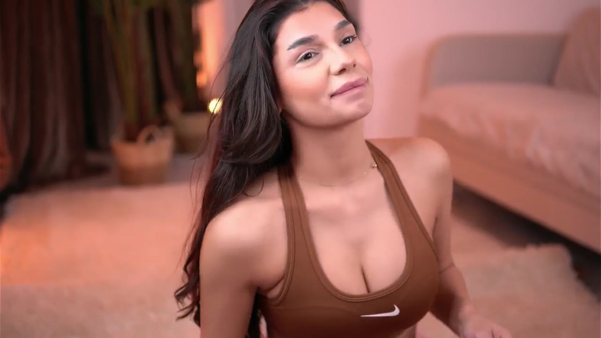 Gallery image thumbnail from LuvCaprice's myfreecams stream on, 11/24/2025, 12:21 image 17 of 20