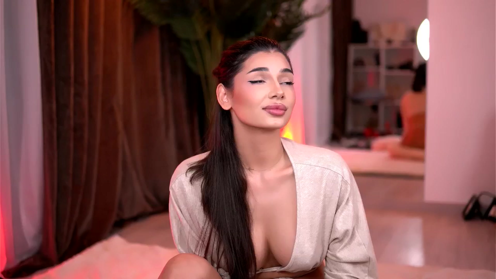 Gallery image thumbnail from LuvCaprice's myfreecams stream on, 12/21/2025, 15:27 image 11 of 20