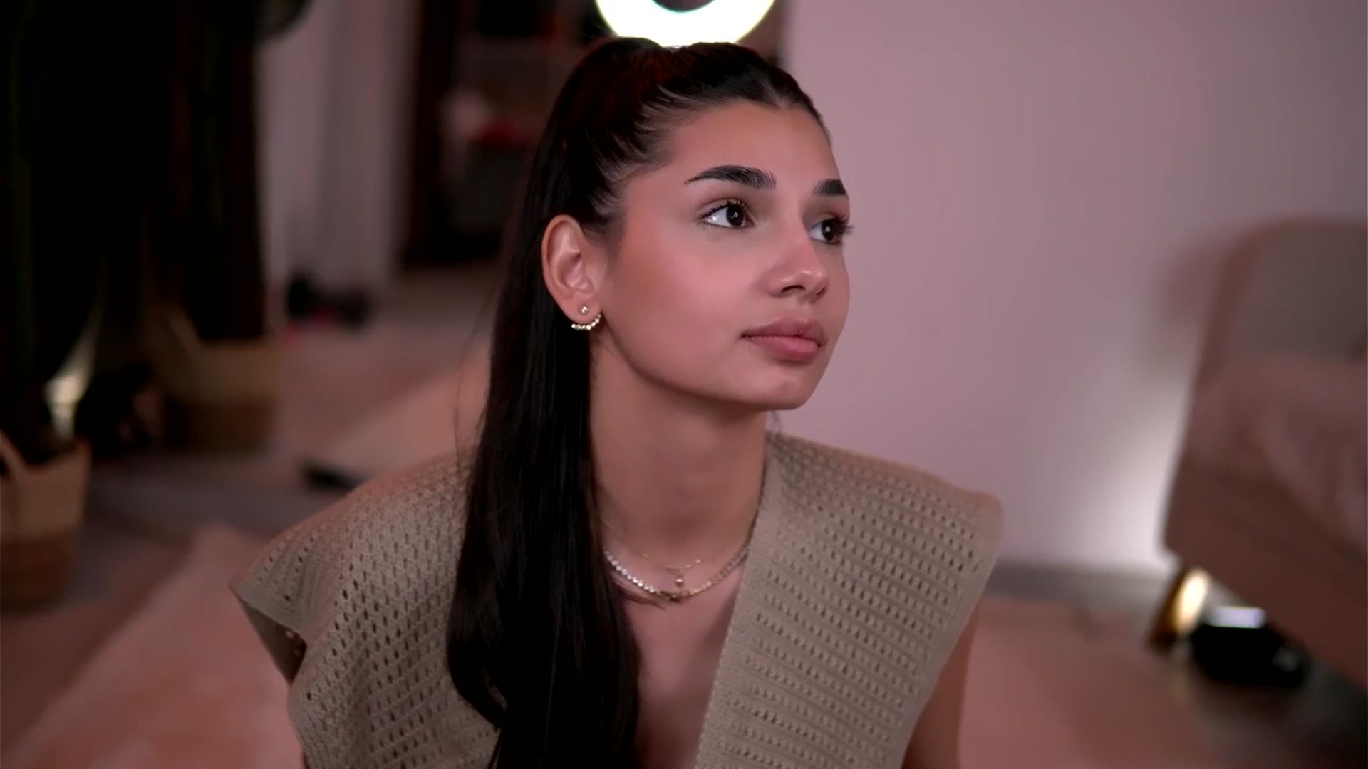 Gallery image thumbnail from LuvCaprice's myfreecams stream on, 03/13/2026, 19:26 image 16 of 20