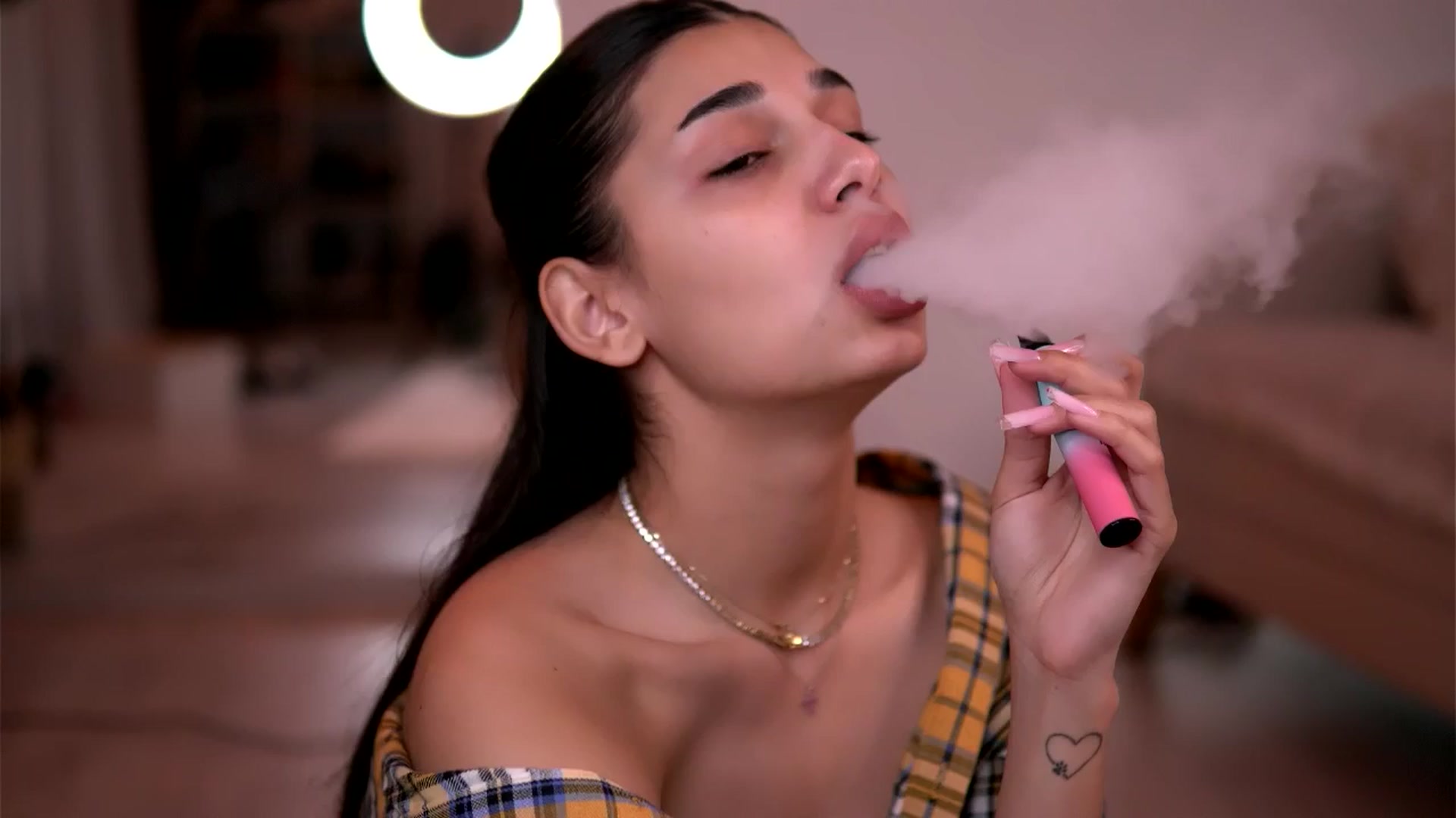 Gallery image thumbnail from LuvCaprice's myfreecams stream on, 04/26/2026, 17:27 image 2 of 20