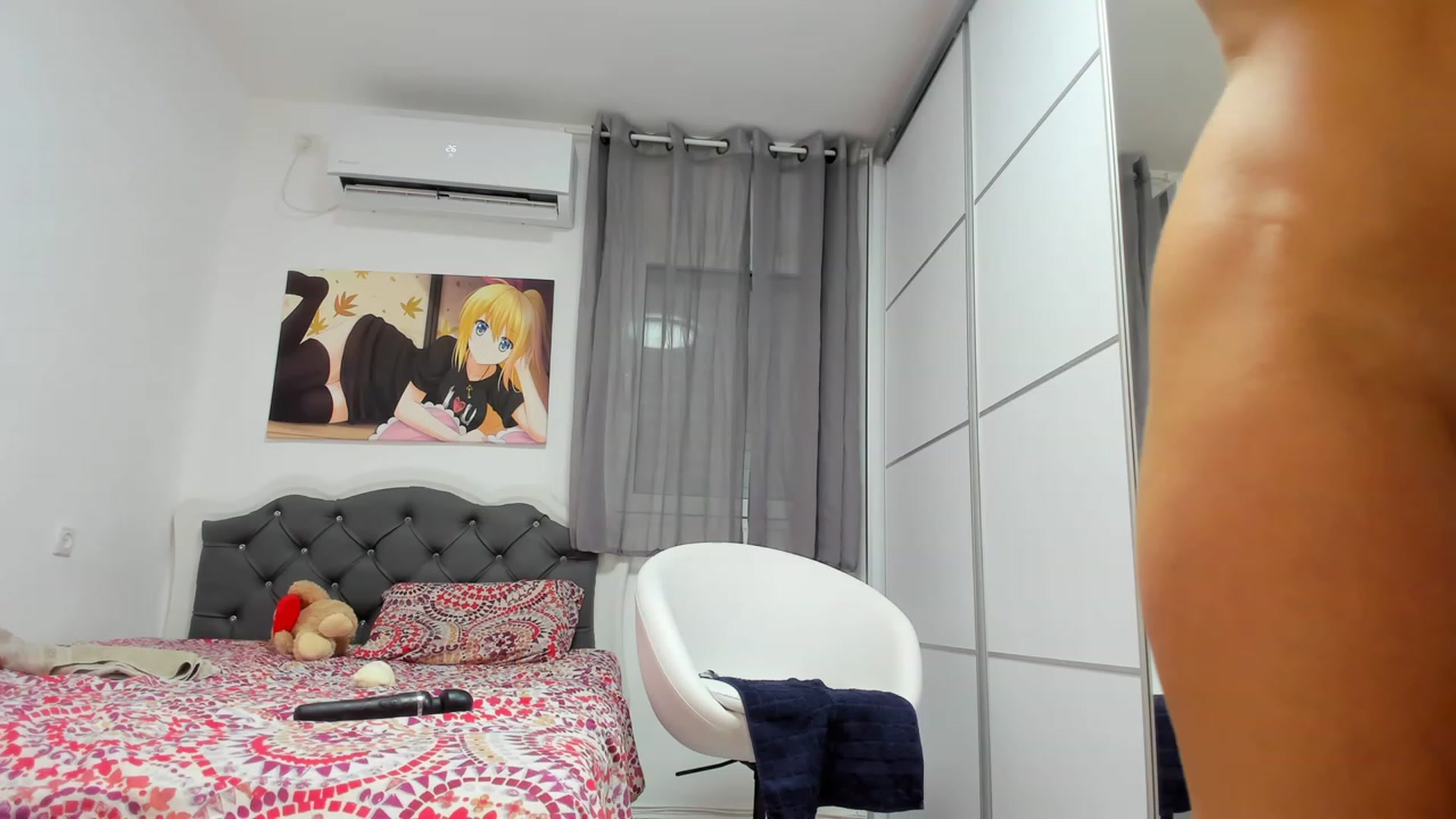 Gallery image thumbnail from LuvGeorgia's myfreecams stream on, 11/28/2022, 22:31 image 12 of 20