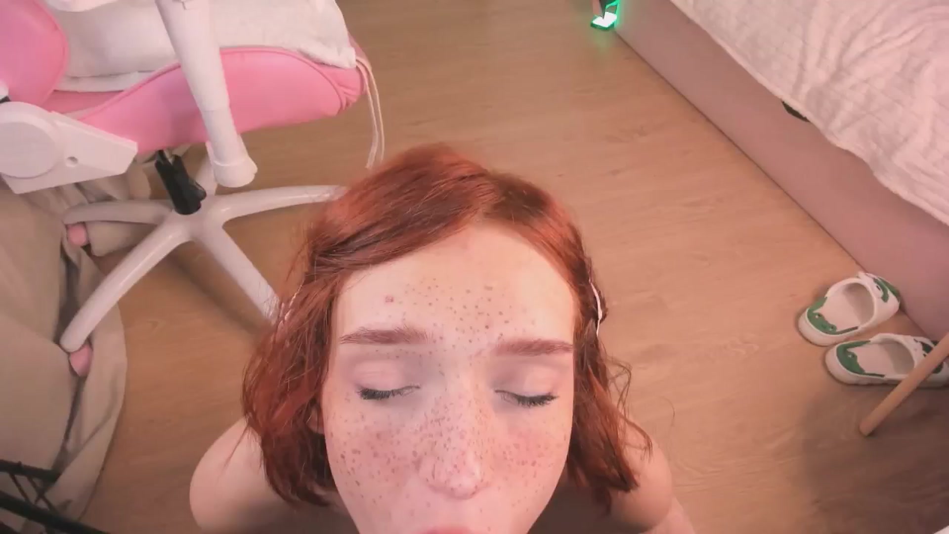 Gallery image thumbnail from Luv_Bae's myfreecams stream on, 07/28/2024, 04:15 image 3 of 20