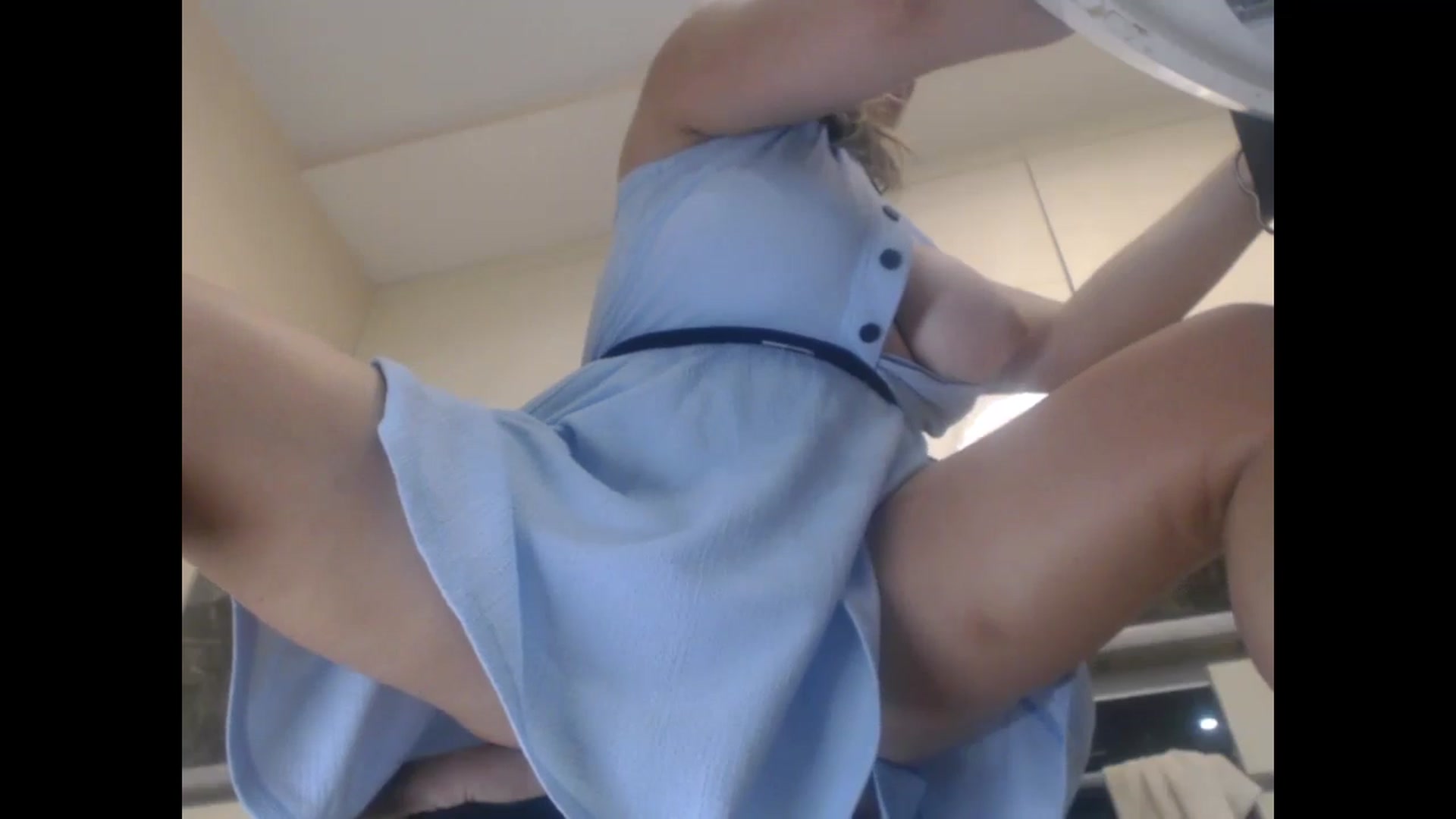 Gallery image thumbnail from LuvleeMelons's myfreecams stream on, 06/15/2024, 18:49 image 9 of 20