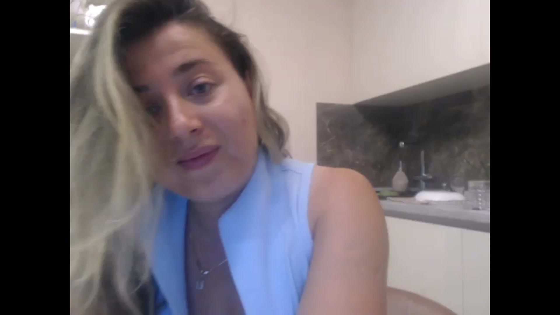 Gallery image thumbnail from LuvleeMelons's myfreecams stream on, 06/15/2024, 20:24 image 1 of 20
