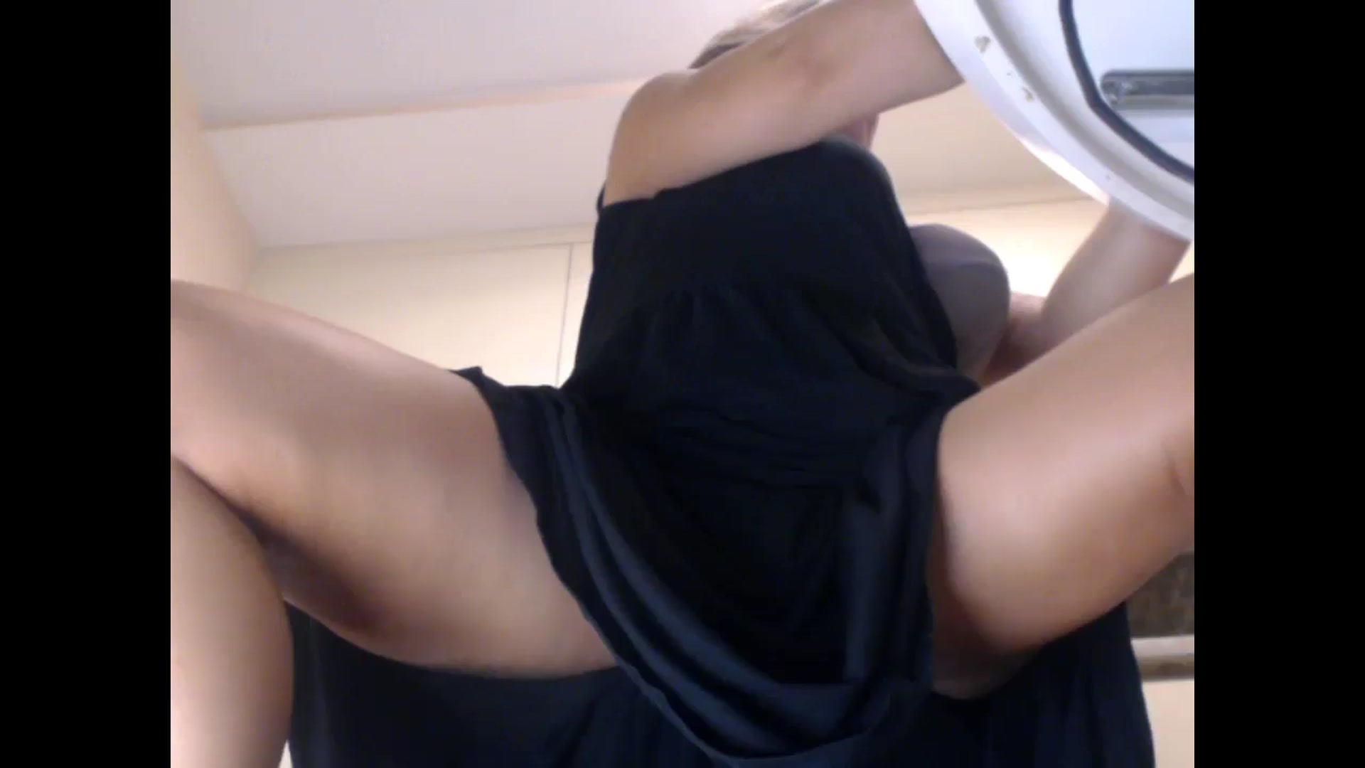 Gallery image thumbnail from LuvleeMelons's myfreecams stream on, 09/08/2025, 20:05 image 10 of 20