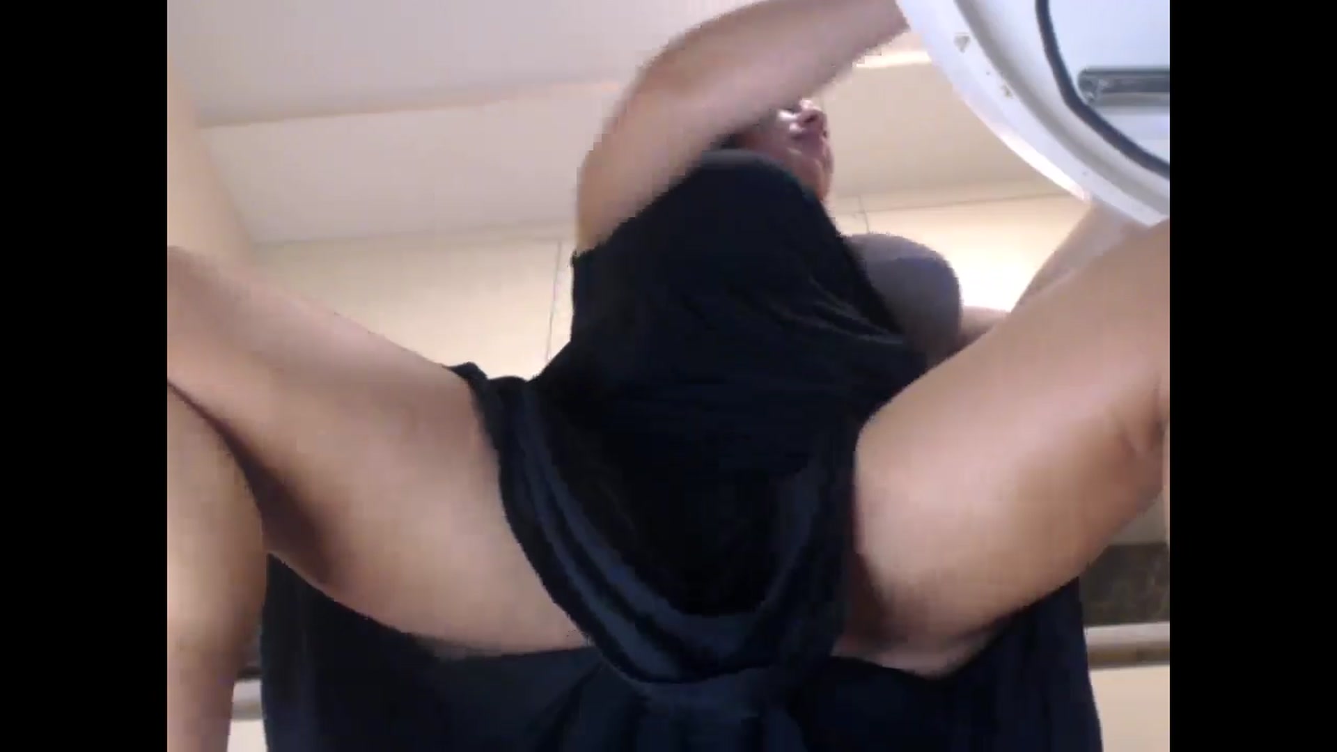 Gallery image thumbnail from LuvleeMelons's myfreecams stream on, 09/08/2025, 20:05 image 11 of 20