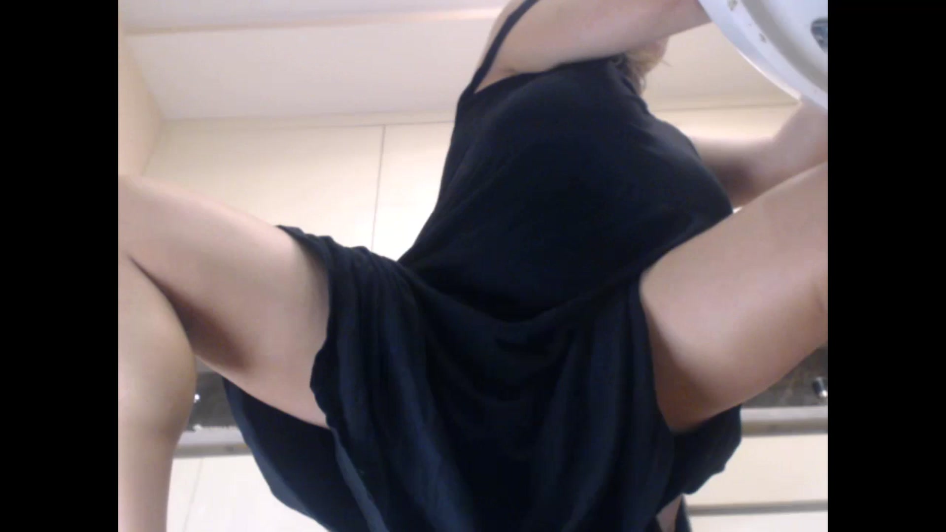Gallery image thumbnail from LuvleeMelons's myfreecams stream on, 12/27/2025, 19:35 image 19 of 20