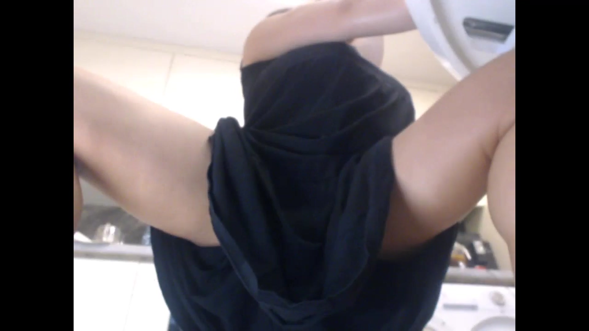 Gallery image thumbnail from LuvleeMelons's myfreecams stream on, 04/09/2026, 19:01 image 11 of 20