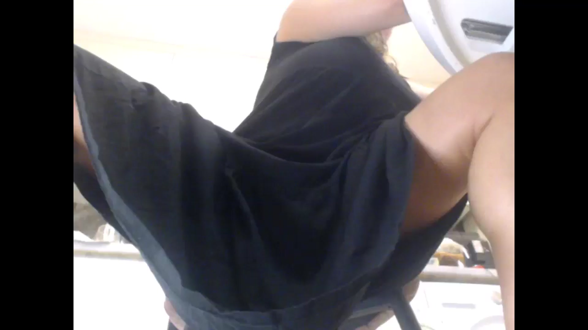 Gallery image thumbnail from LuvleeMelons's myfreecams stream on, 04/09/2026, 19:01 image 6 of 20