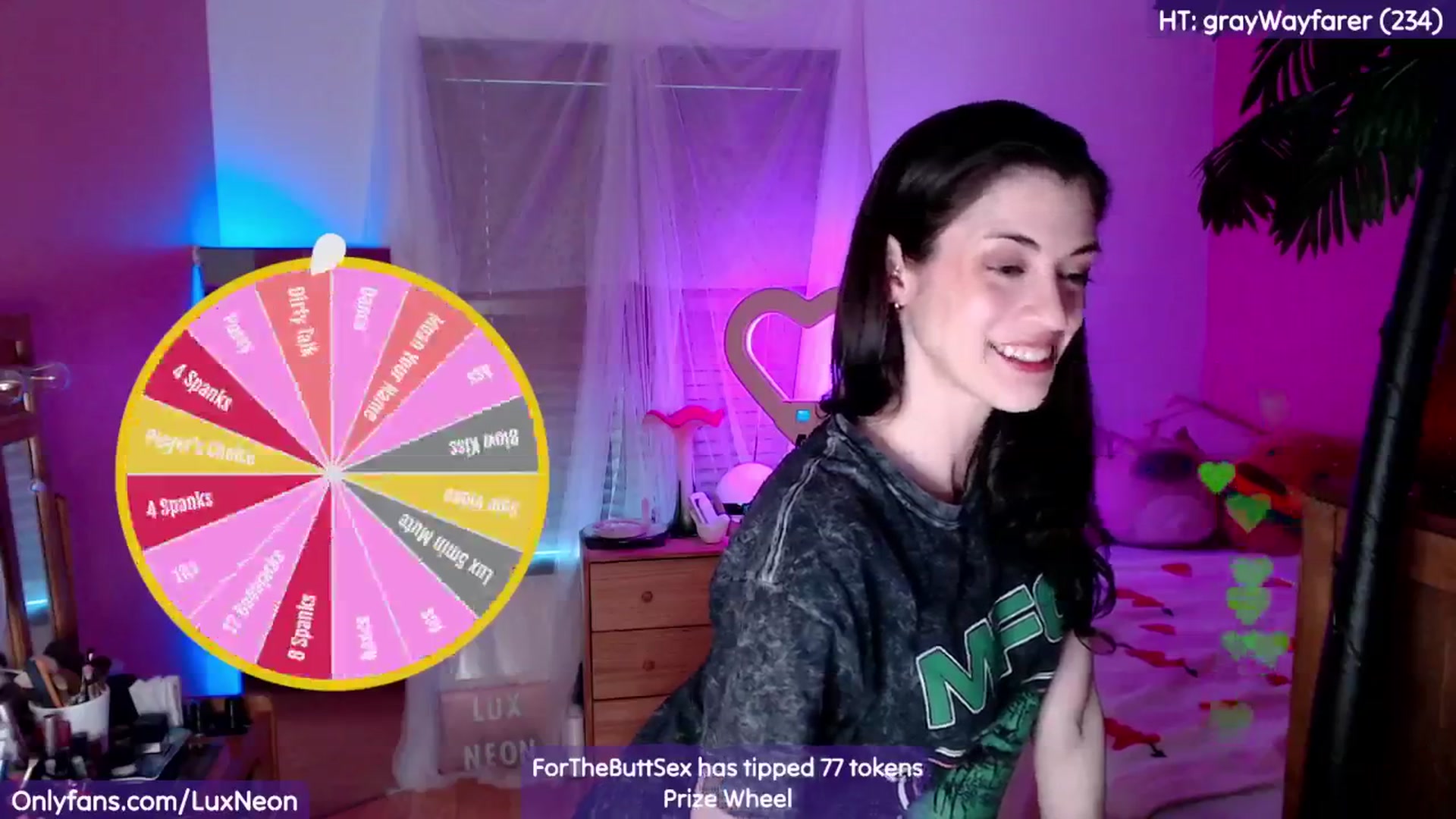 Gallery image thumbnail from LuxNeon's myfreecams stream on, 04/09/2026, 04:08 image 5 of 20